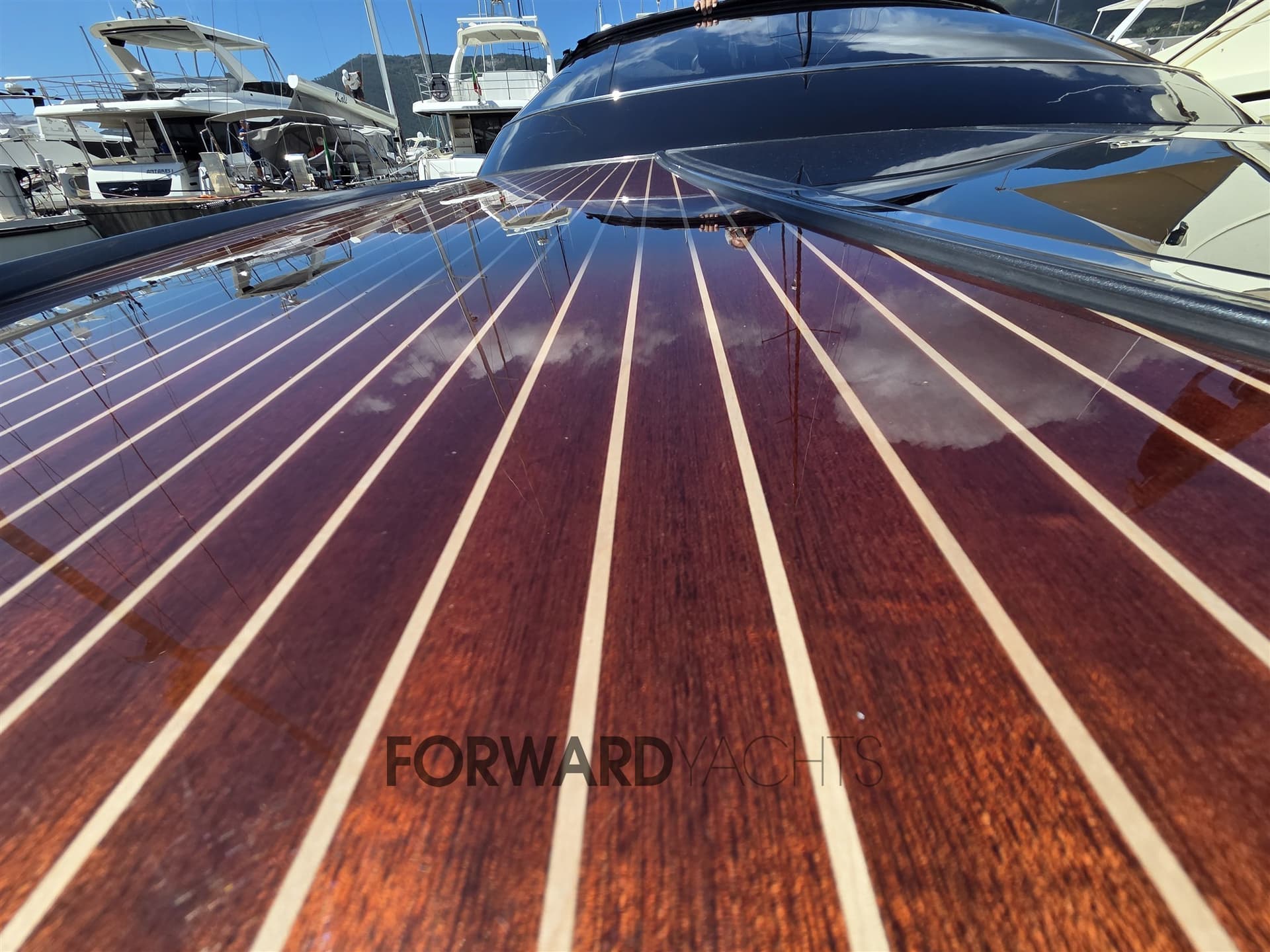 Riva 38 RIVAMARE usato - foto hero 12