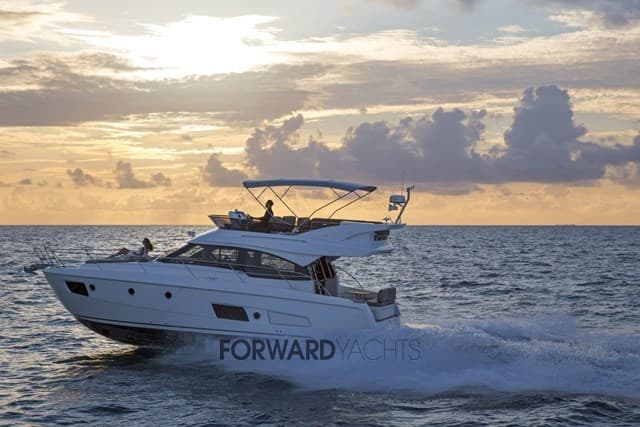 Bavaria Virtess 420 - Main View Bavaria Virtess 420 - Main View