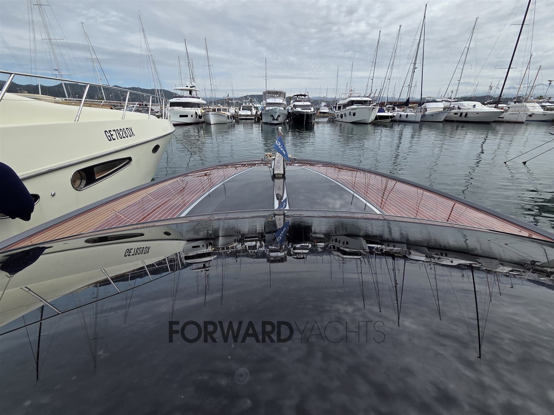Riva 38 RIVAMARE used - hero image 11