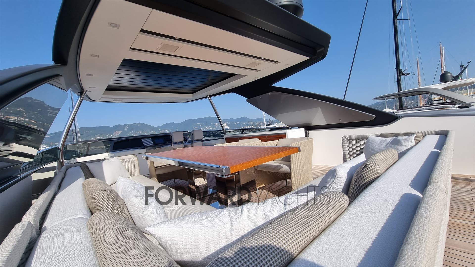 Sanlorenzo Sl 86 - Detail View 1 Sanlorenzo Sl 86 - Detail View 1