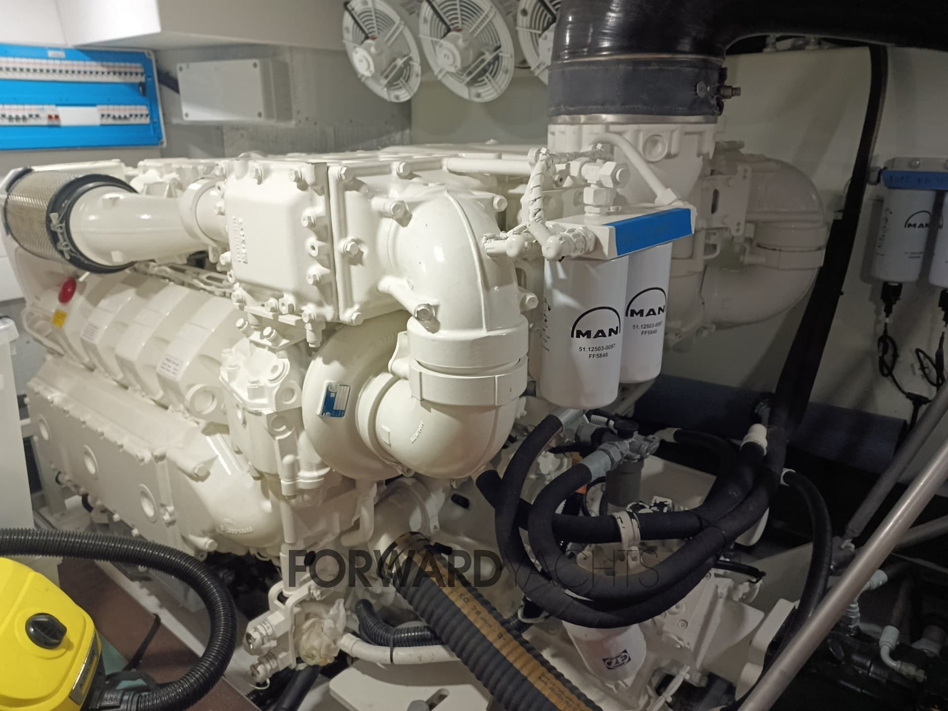 Galeon Yacht Galeon 700 Skydeck usato - foto hero 21