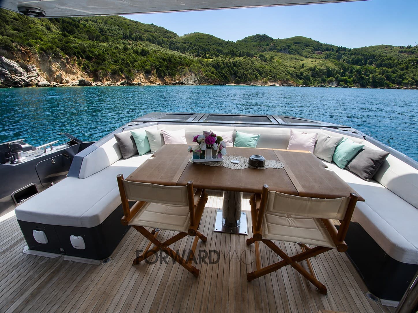 Galeon Yacht Galeon 700 Skydeck usato - foto hero 3