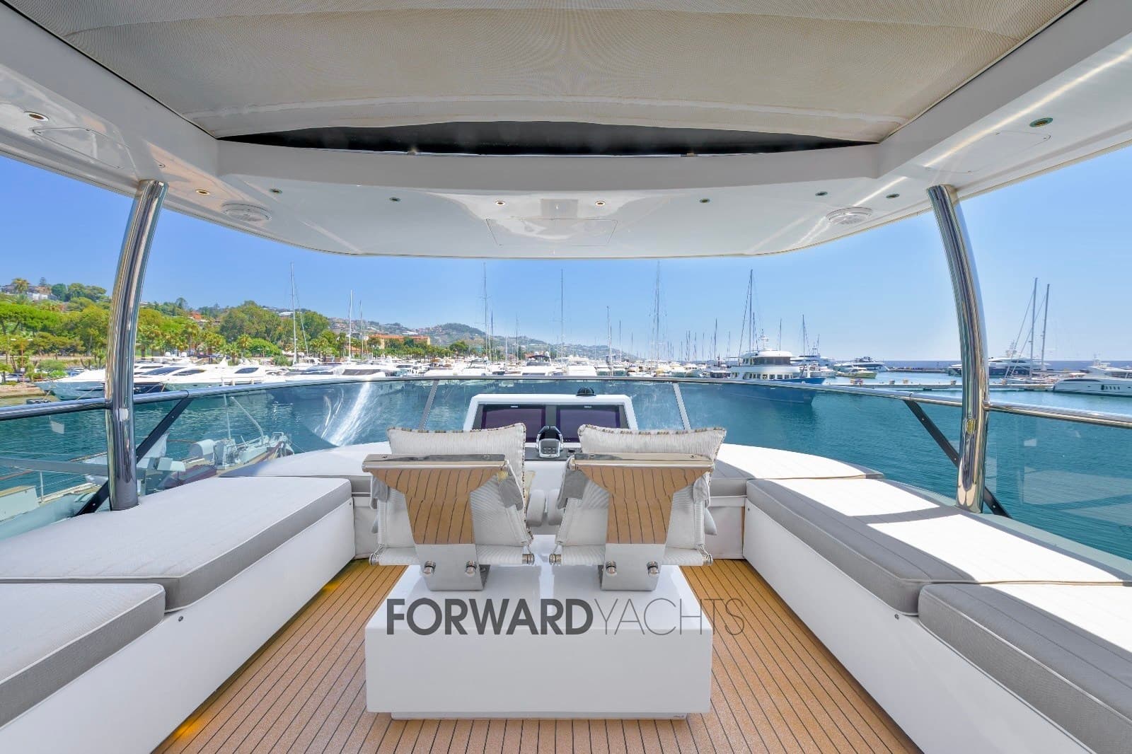 Amer Yachts Amer 94 Twin - Interior View Amer Yachts Amer 94 Twin - Interior View