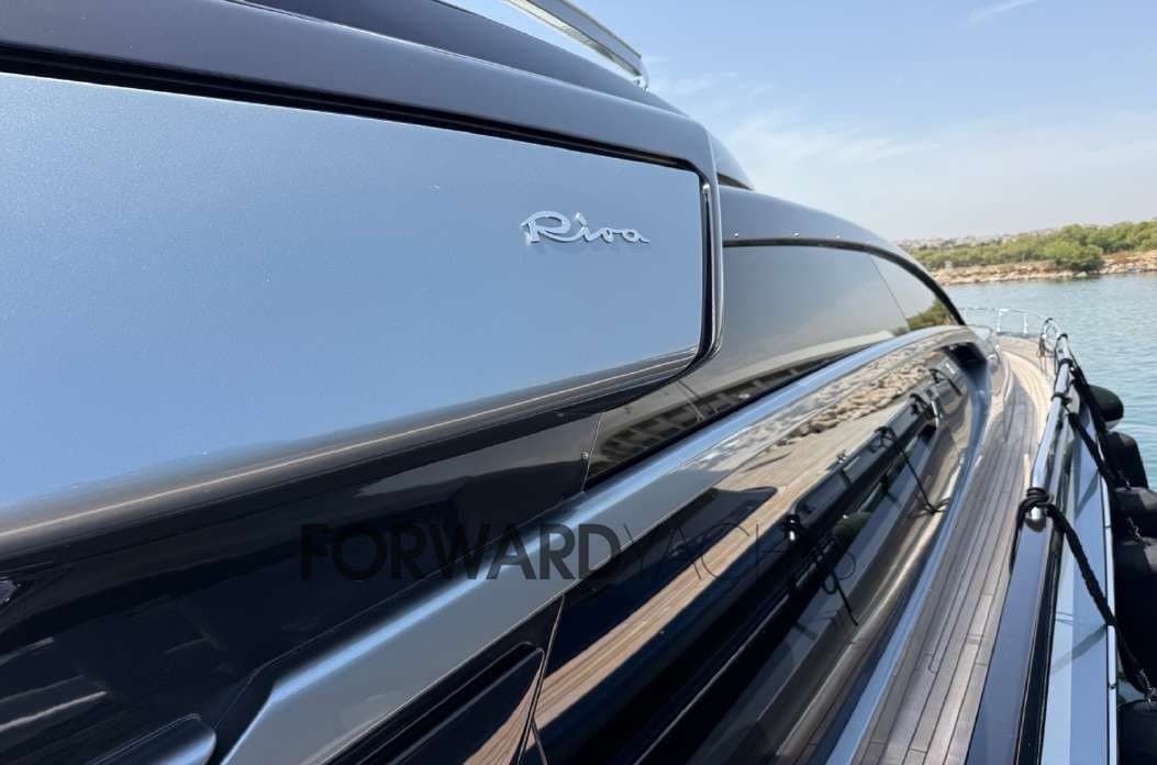 Riva 76 Perseo Super gebraucht - Detail 3