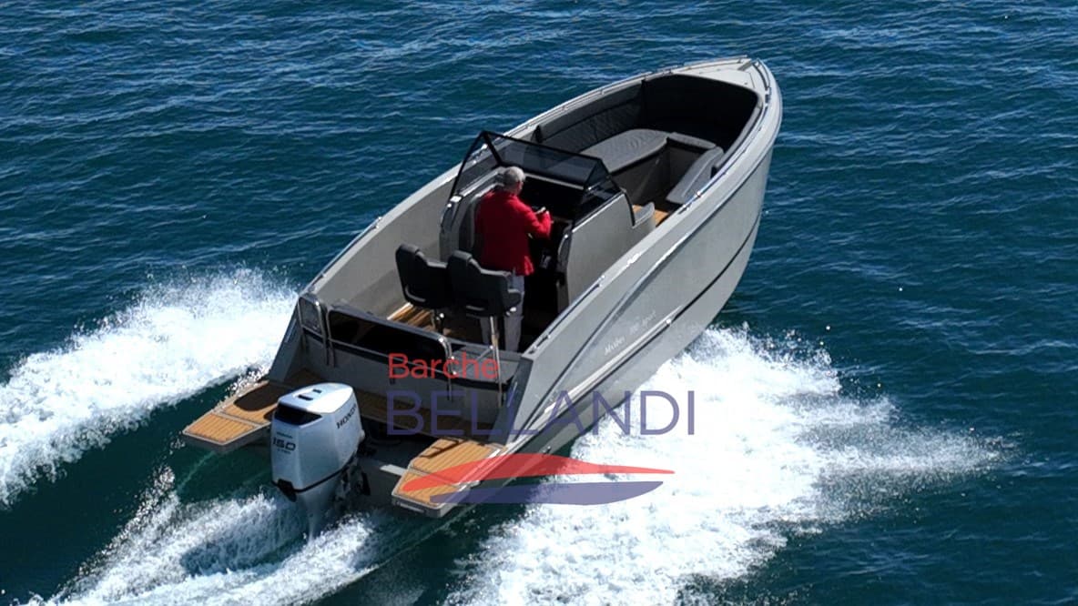 Maxima Maxima 700 Sport - Main View Maxima Maxima 700 Sport - Main View