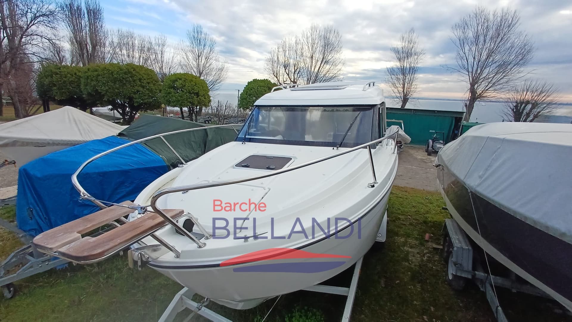 Beneteau Antares 7 V2 - Deck View Beneteau Antares 7 V2 - Deck View