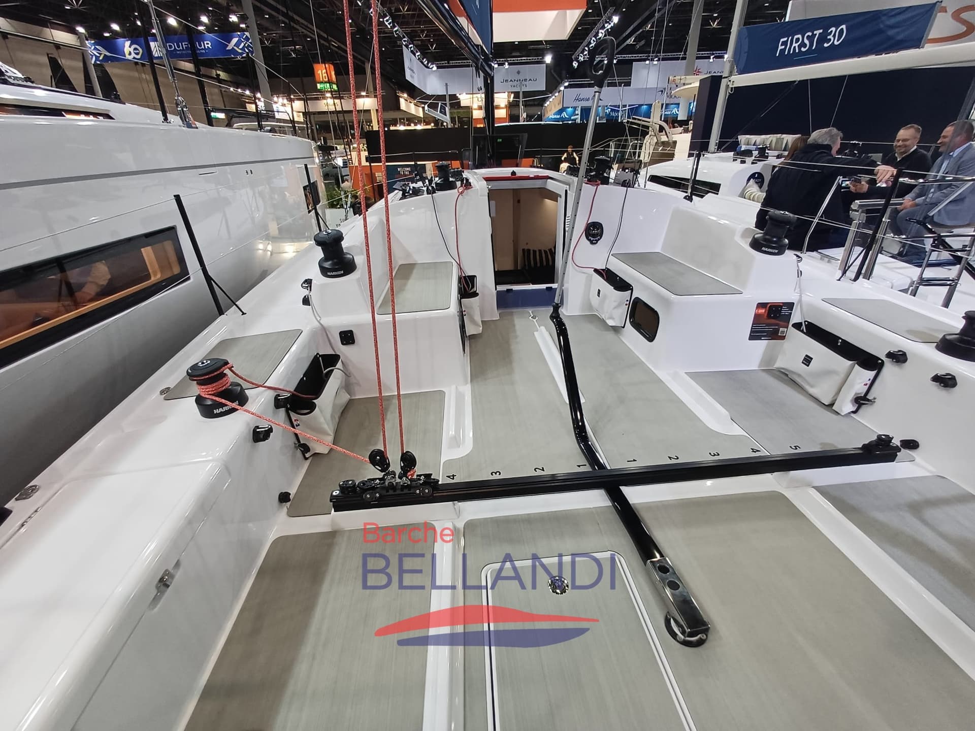 Beneteau First 36se - Interior View Beneteau First 36se - Interior View