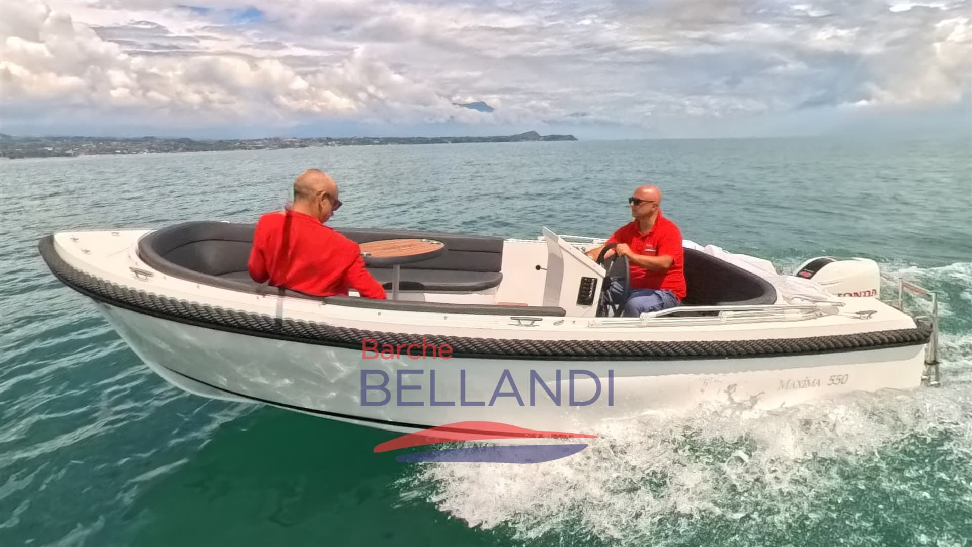 Maxima Maxima 550 - Main View Maxima Maxima 550 - Main View