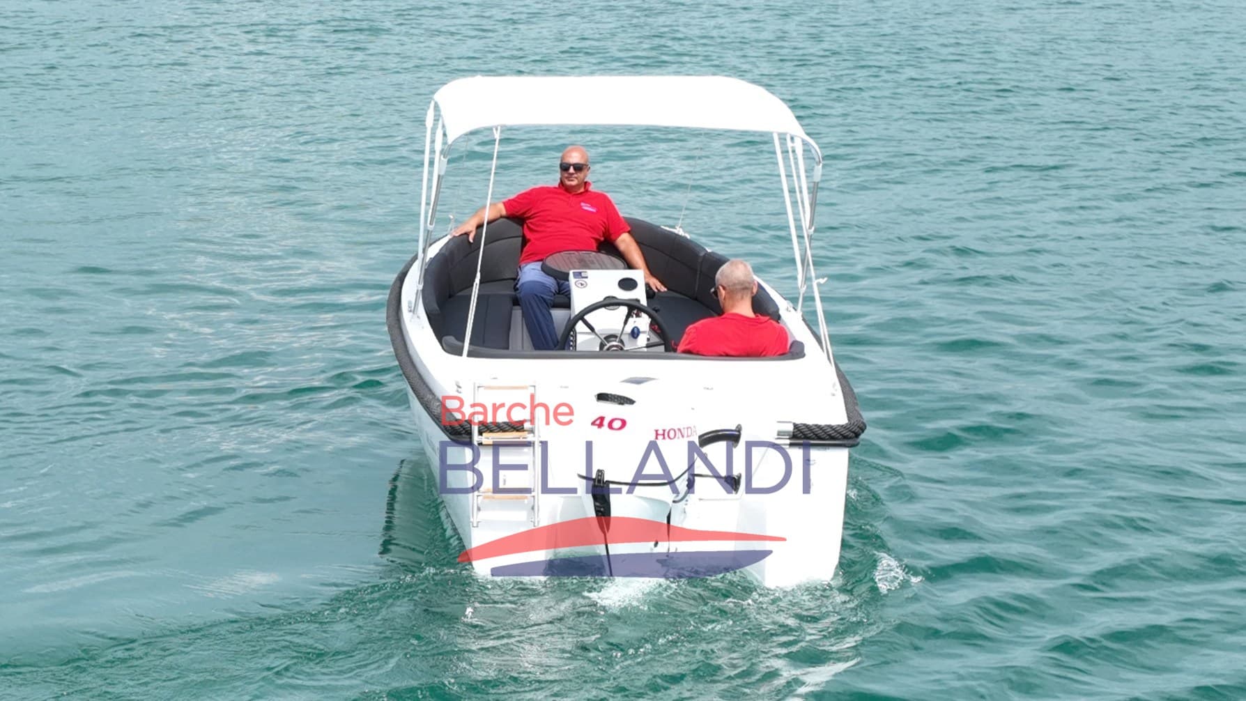 Maxima Maxima 550 - Interior View Maxima Maxima 550 - Interior View