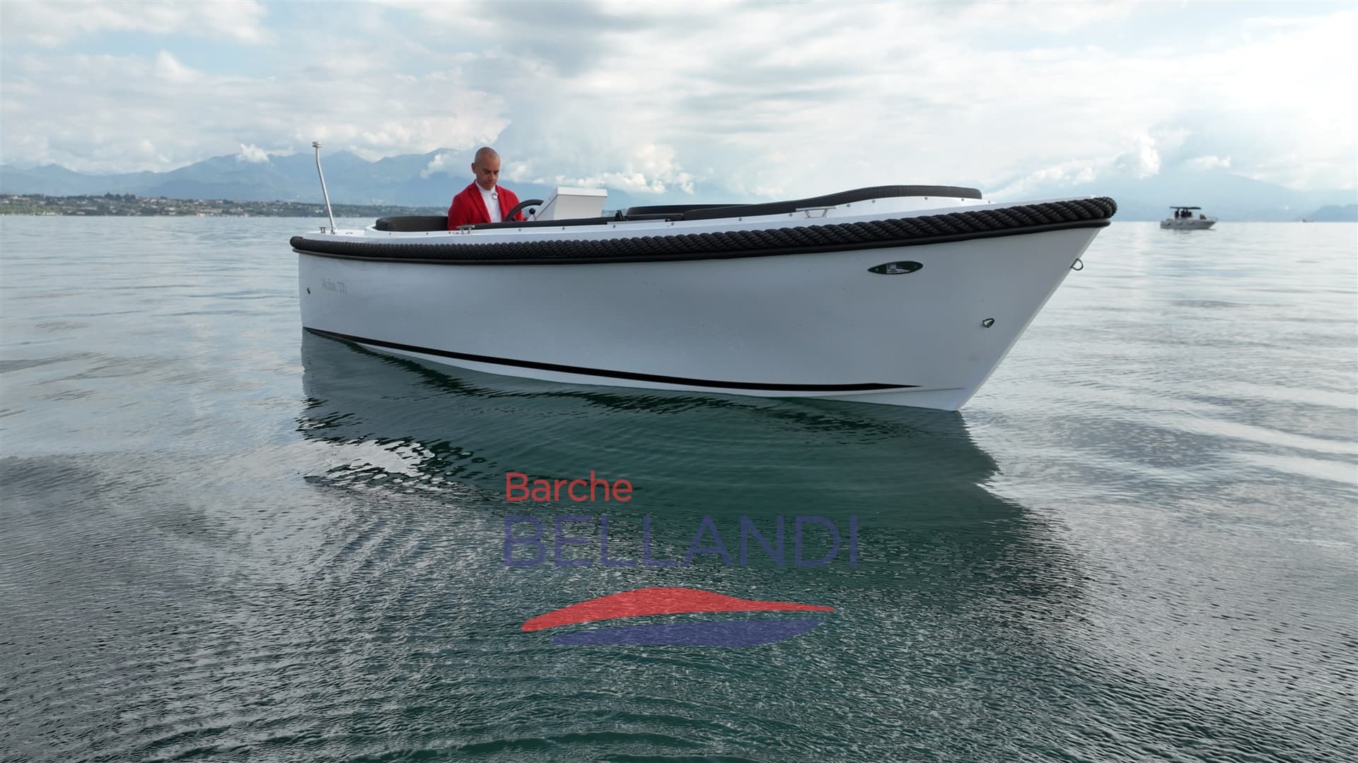 Maxima Maxima 550 - Detail View 1 Maxima Maxima 550 - Detail View 1