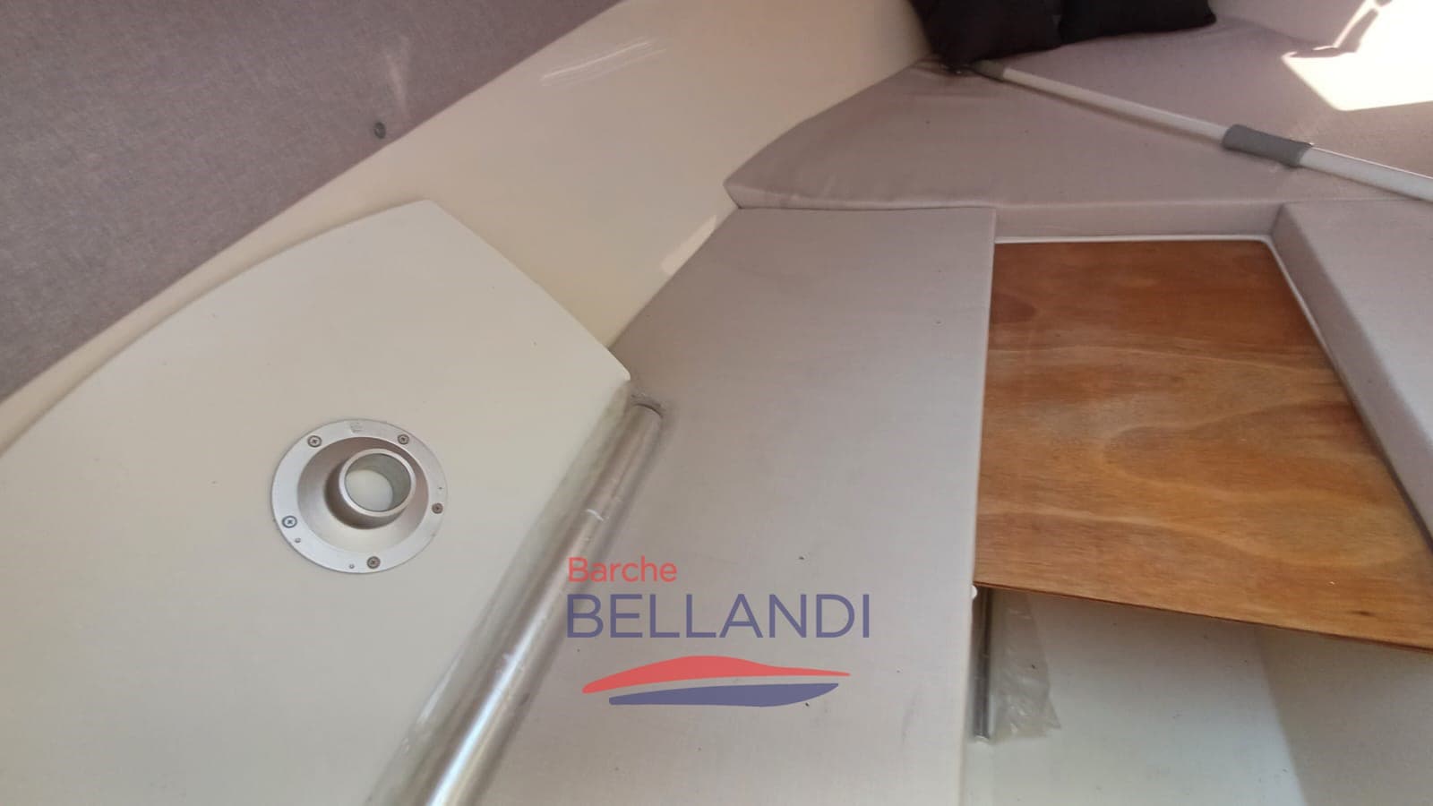 Eolo 650 Day 100cv - Deck View Eolo 650 Day 100cv - Deck View