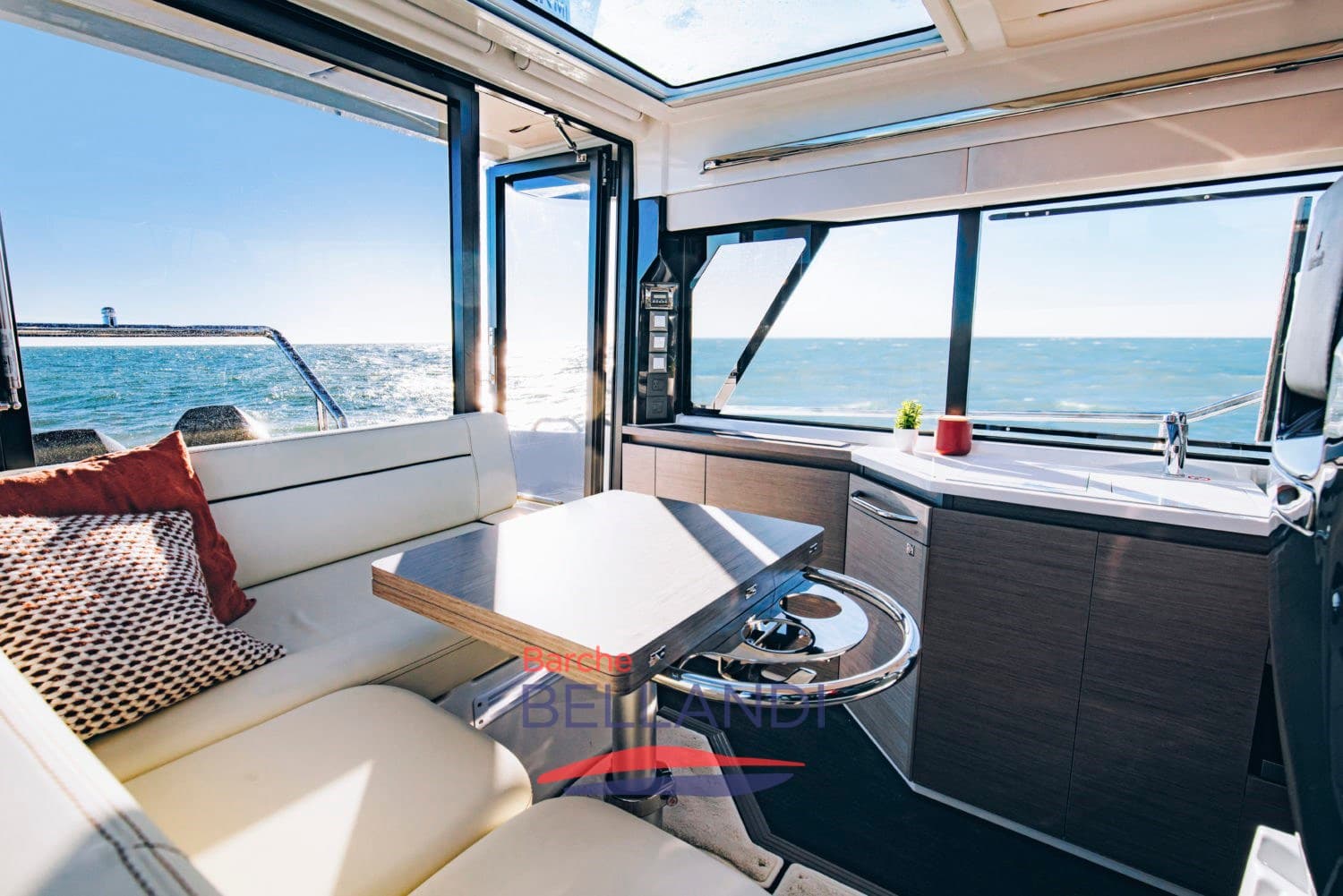 Wellcraft Marine 38 Explorer usato - foto hero 3