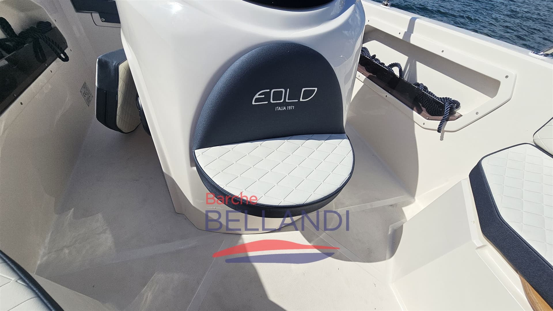 Eolo 6.0 El - Deck View Eolo 6.0 El - Deck View