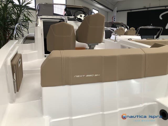 Ranieri International Next 220 Sh usato - dettaglio 4