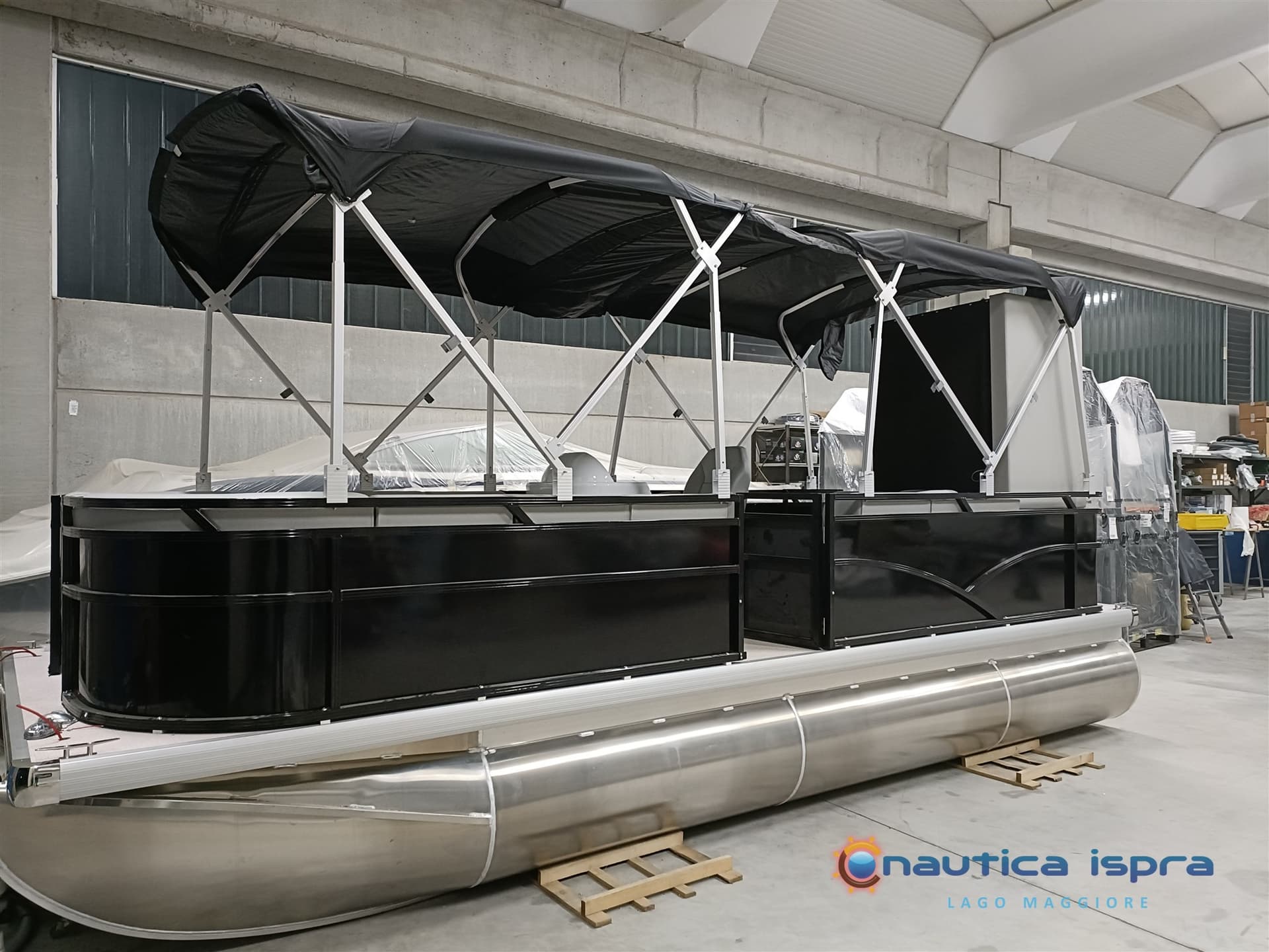 Alaska Boat Pontoon 580 PRONTA CONSEGNA! gebraucht - Hauptbild 2