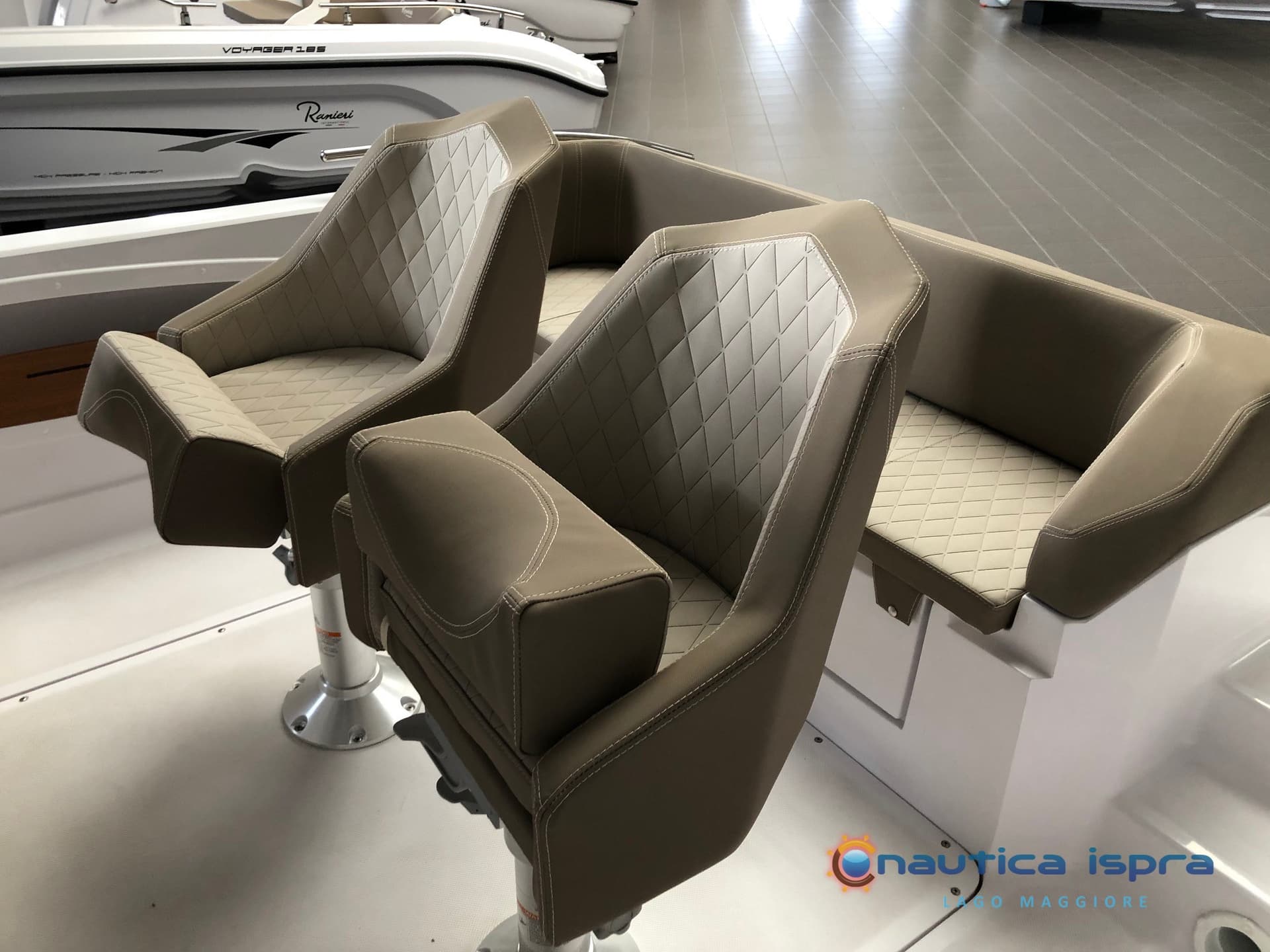Ranieri International Voyager 21 S usato - dettaglio 4