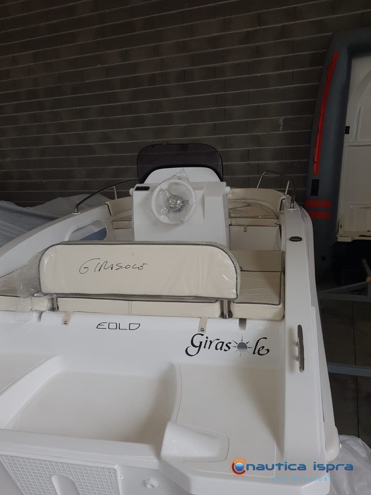 Eolo Girasole Pronta Consegna!!! - Interior View Eolo Girasole Pronta Consegna!!! - Interior View