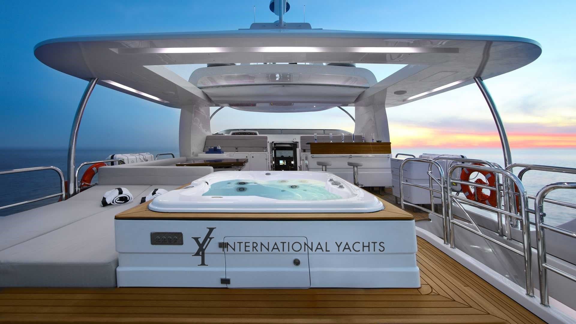 Benetti Delfino 93' d'occasion - détail 4