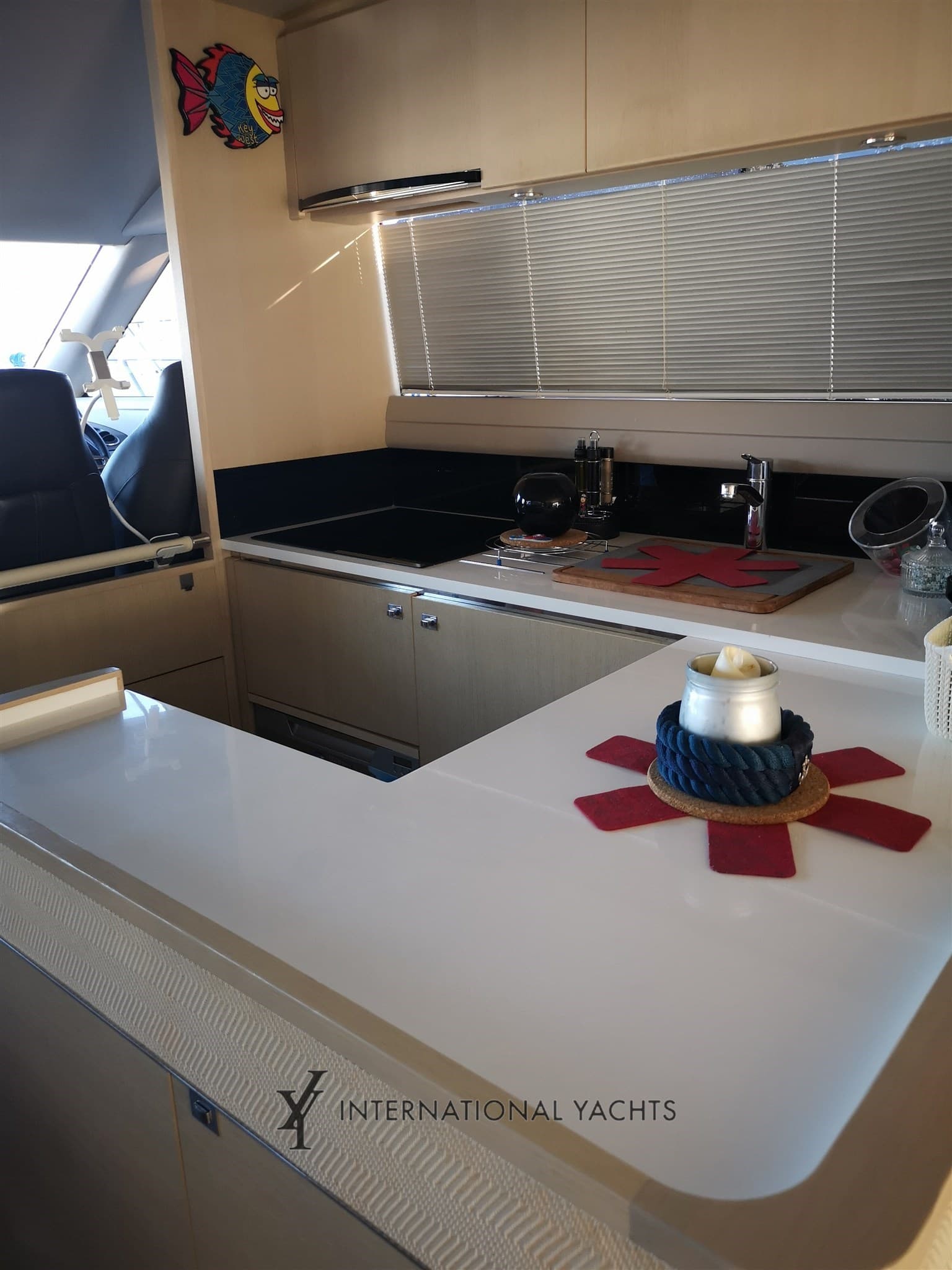 Princess Yachts 56 used - detail 4
