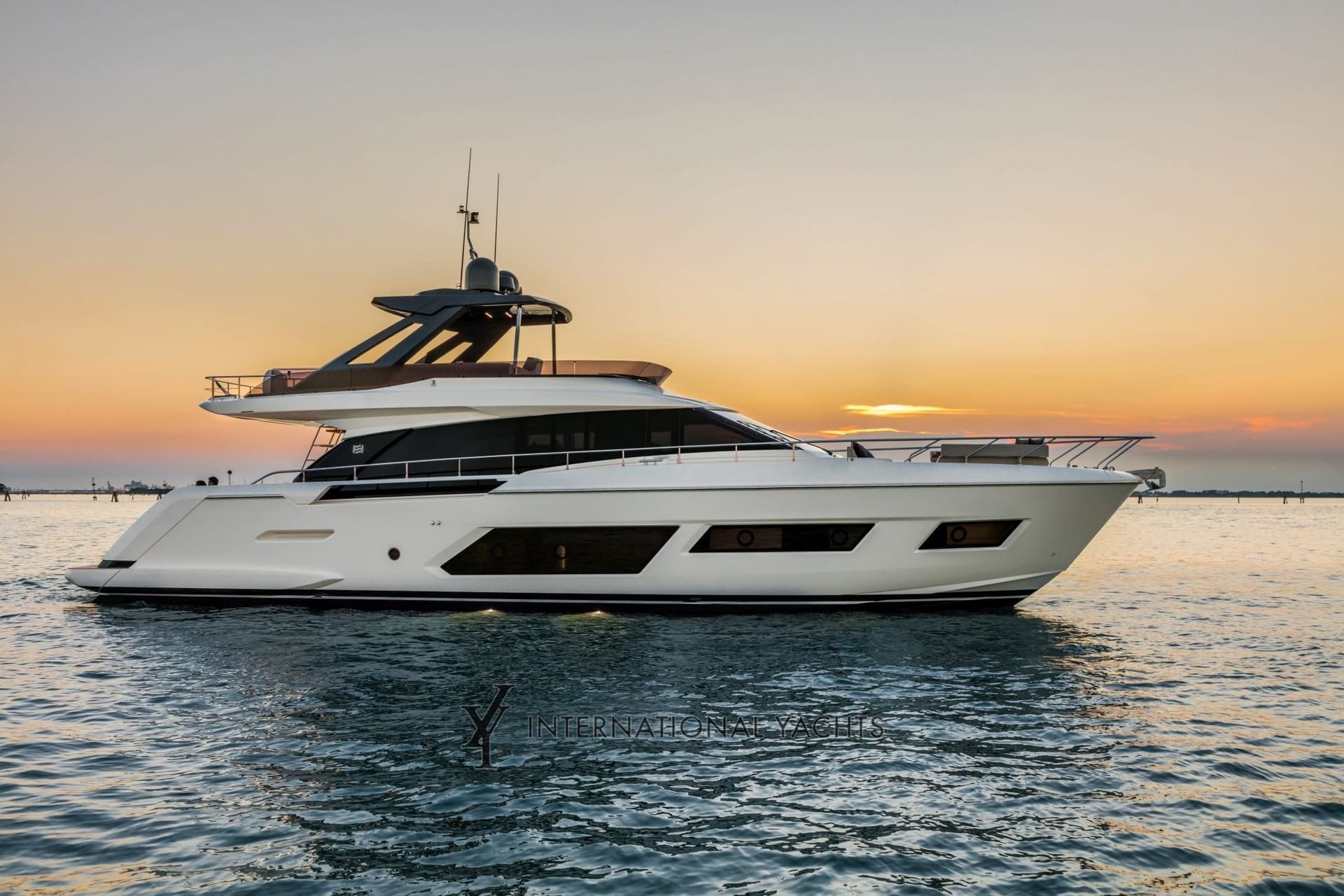 Ferretti Yachts Ferretti 670 d'occasion - détail 1