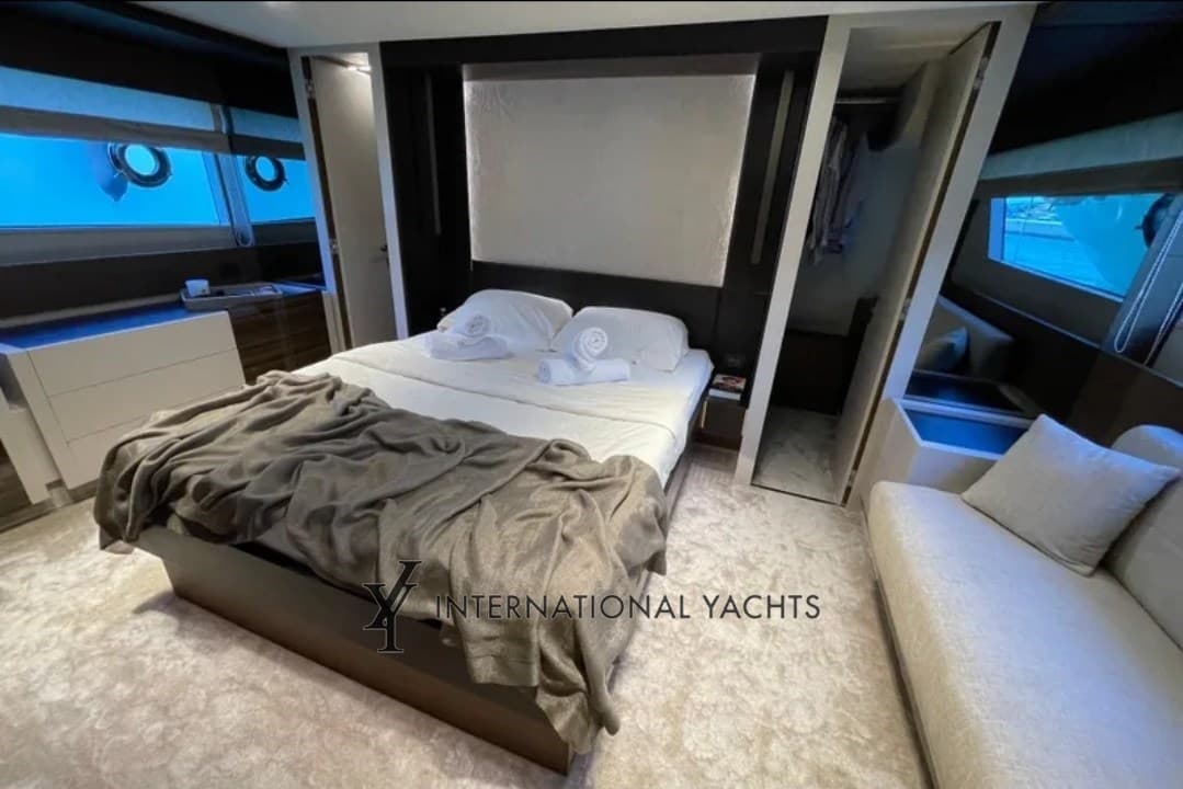 Ferretti Yachts Ferretti 670 gebraucht - Hauptbild 5