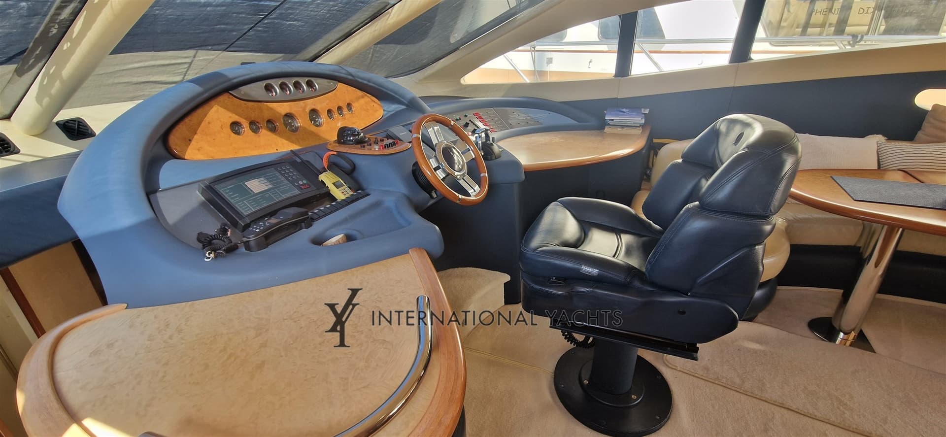 Azimut 62 usato - foto hero 9