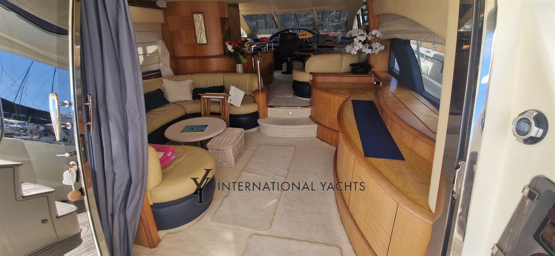 Azimut 62 usato - foto hero 5