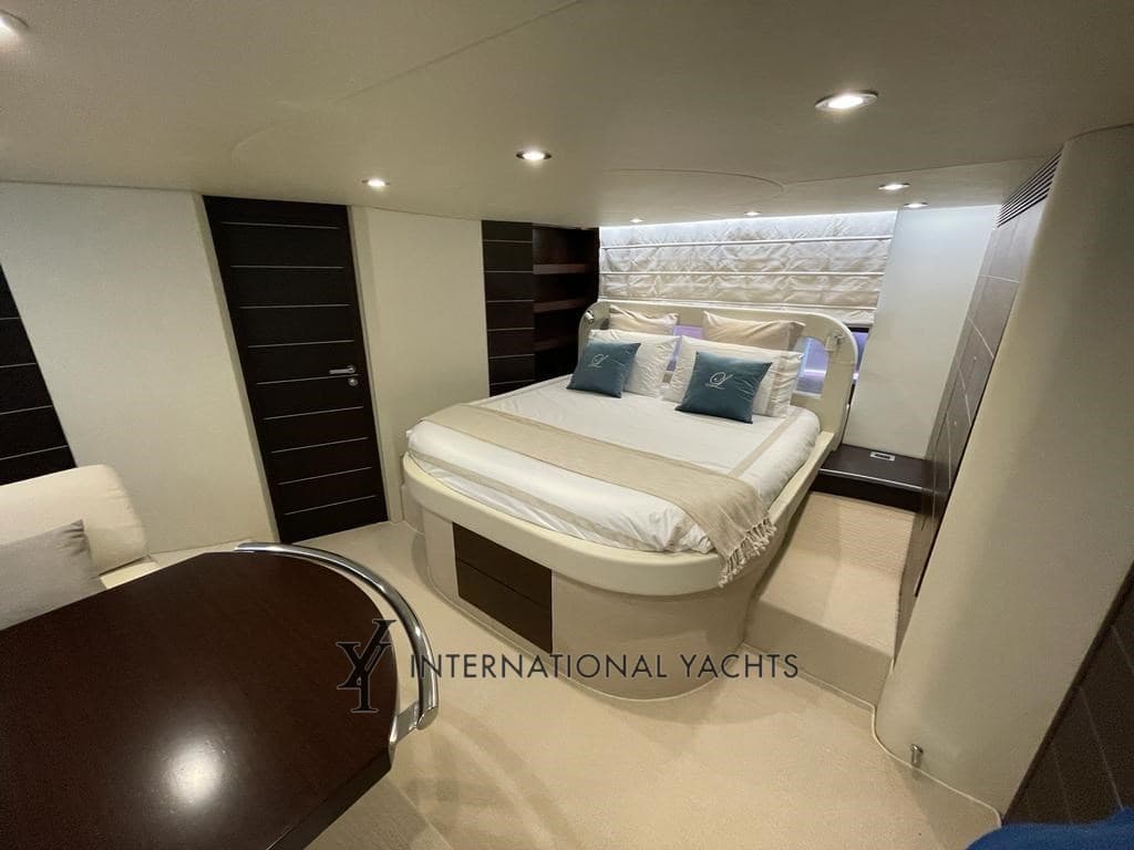 Azimut 68S gebraucht - Hauptbild 10