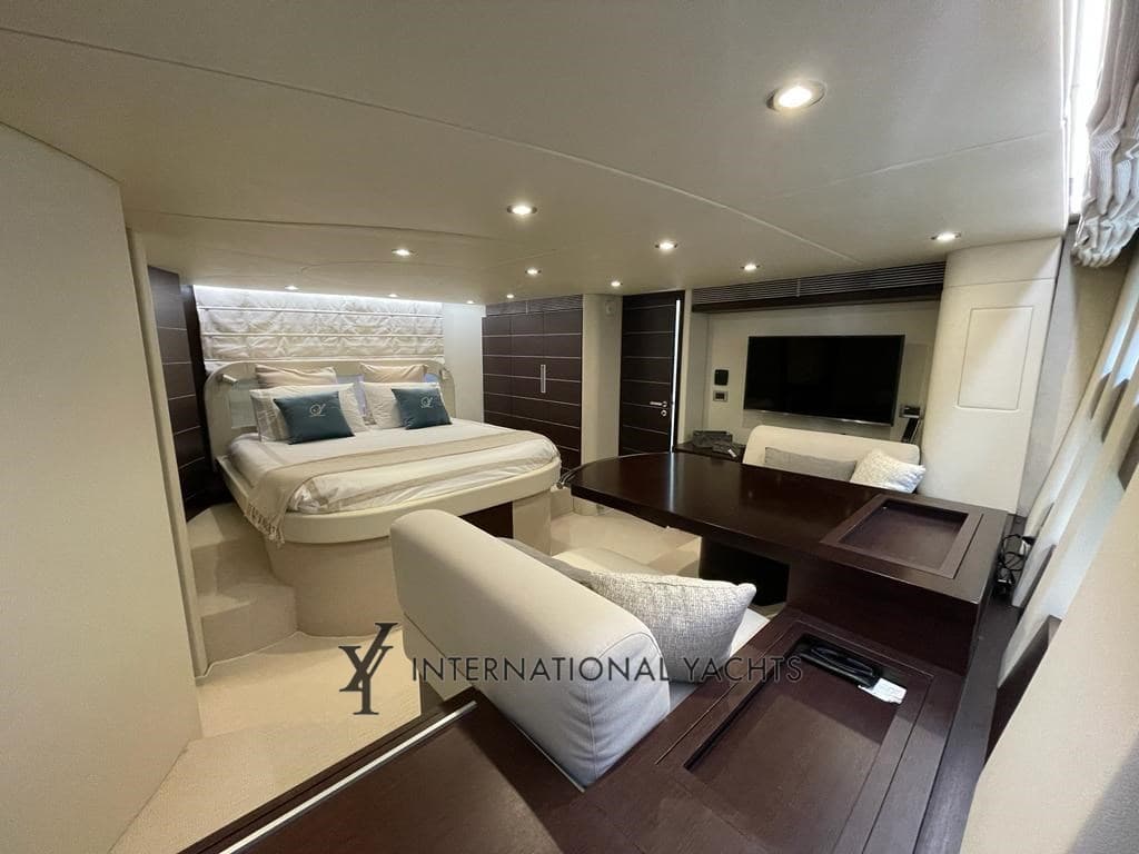 Azimut 68S gebraucht - Hauptbild 8