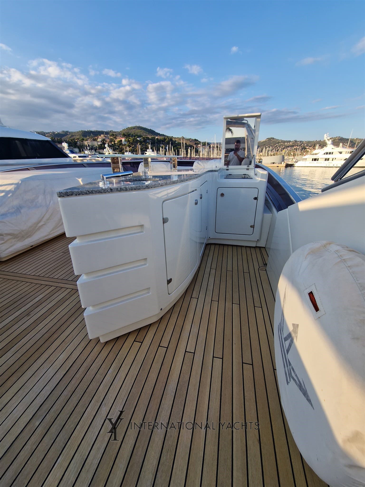 Dominator Yachts DOMINATOR 780S Deluxe usato - foto hero 18