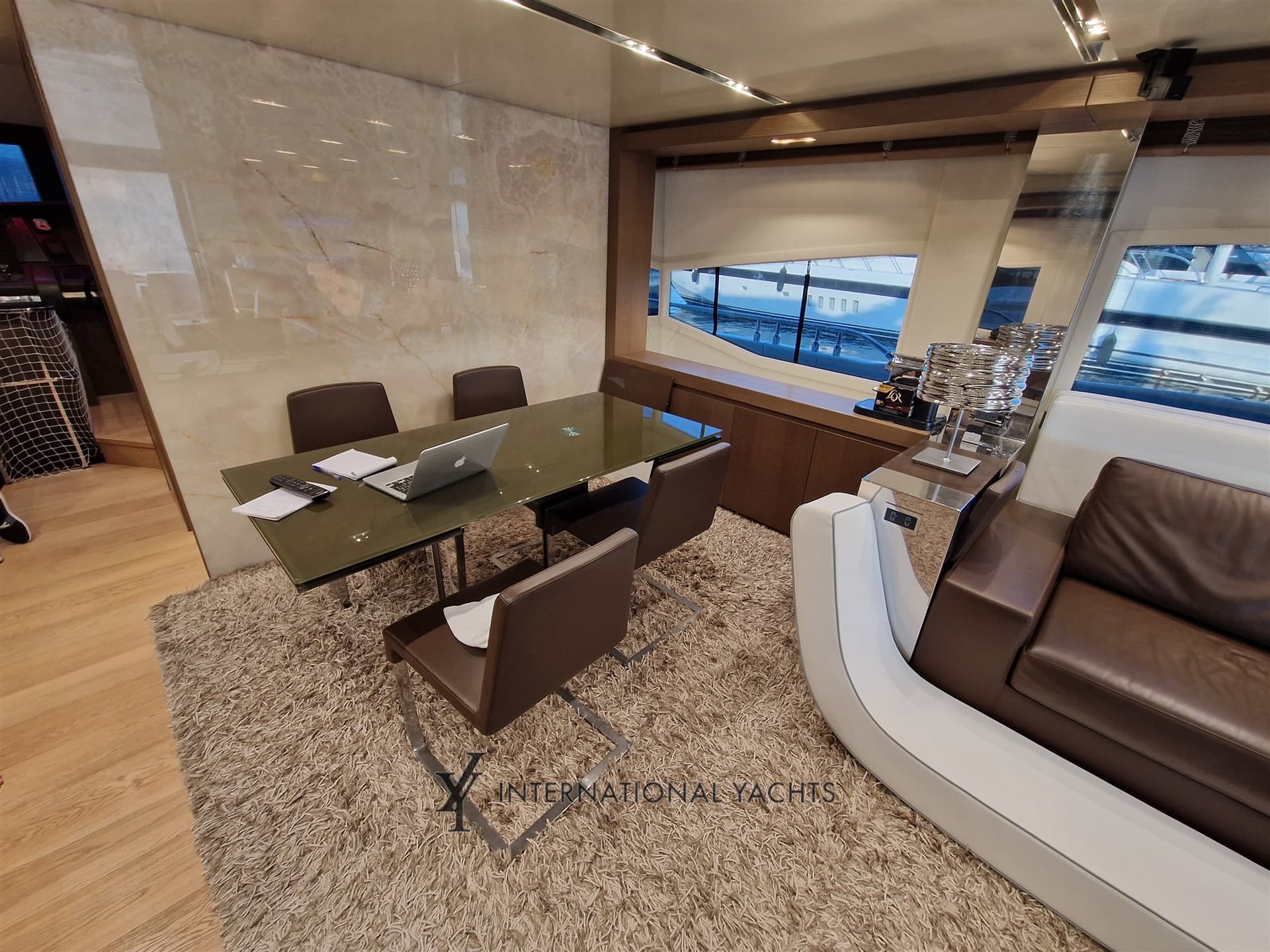 Dominator Yachts DOMINATOR 780S Deluxe usato - foto hero 6