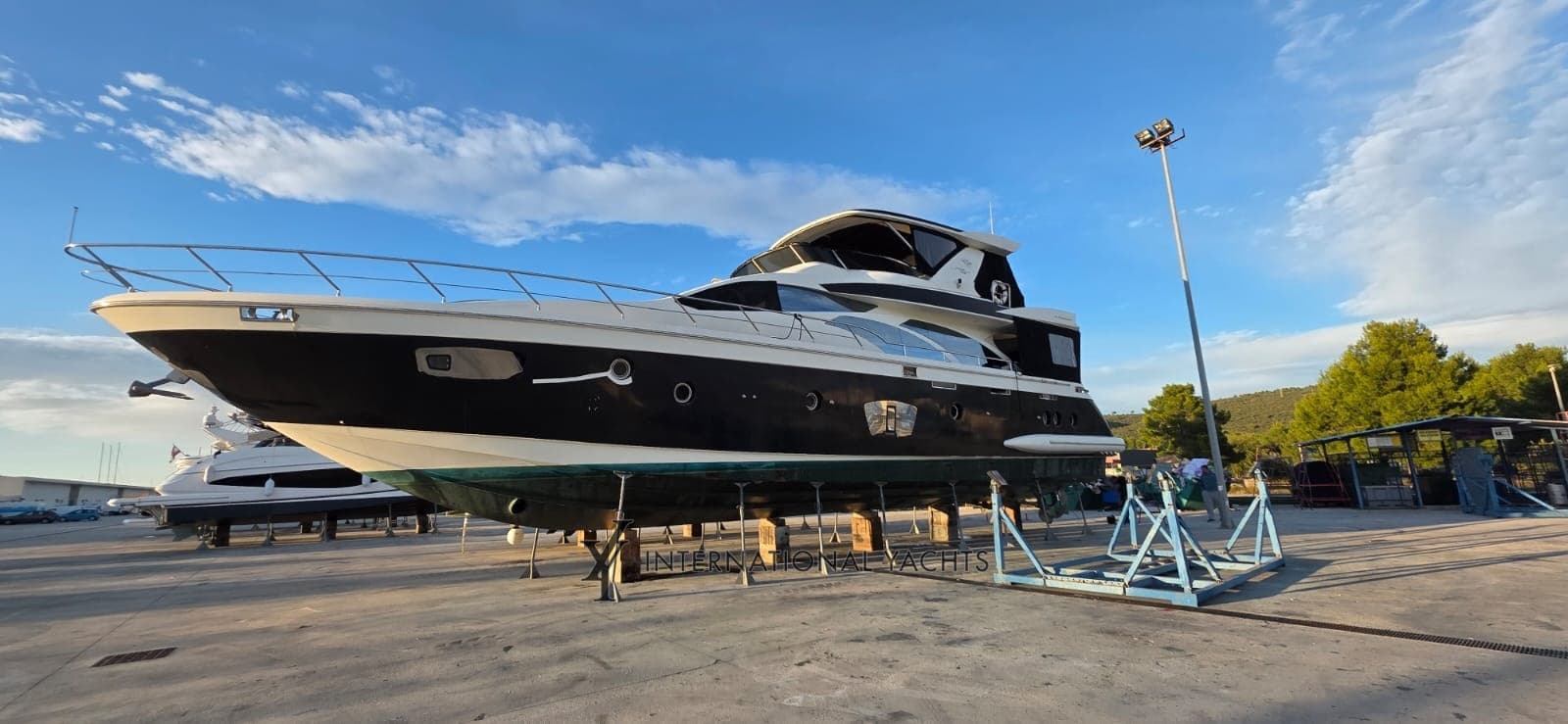 Azimut 75 usato - dettaglio 2