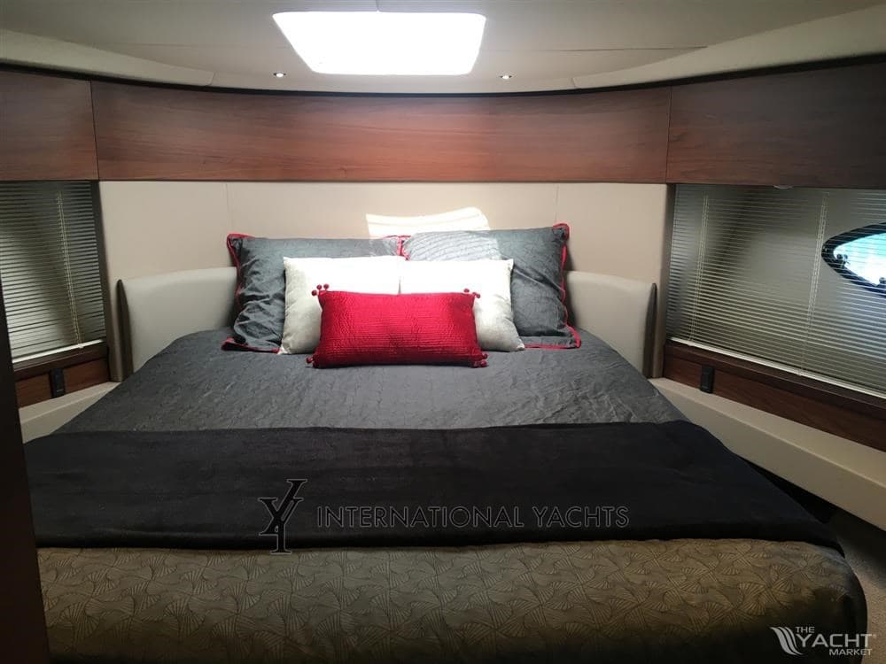 Princess Yachts F 49 used - hero image 10