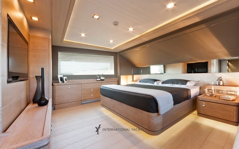 Custom Line Navetta 33 Crescendo used - detail 2