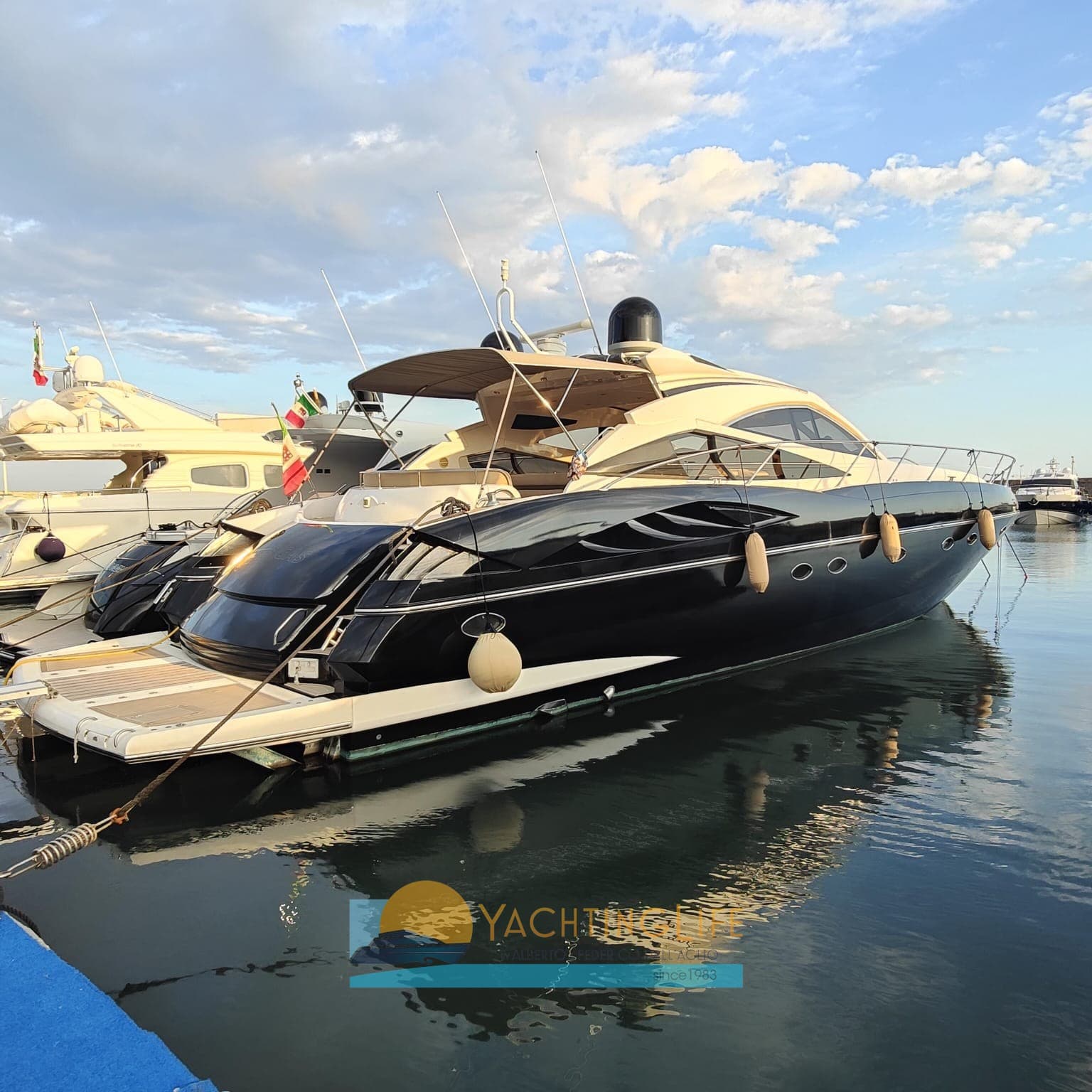 Sunseeker Predator 68 usato - dettaglio 2