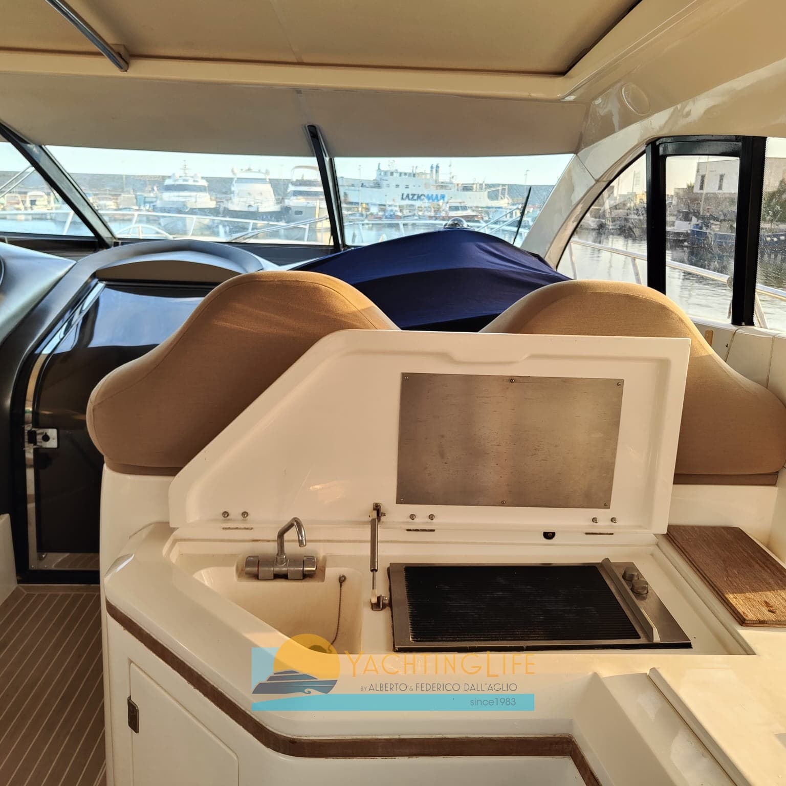 Sunseeker Predator 68 usato - dettaglio 3
