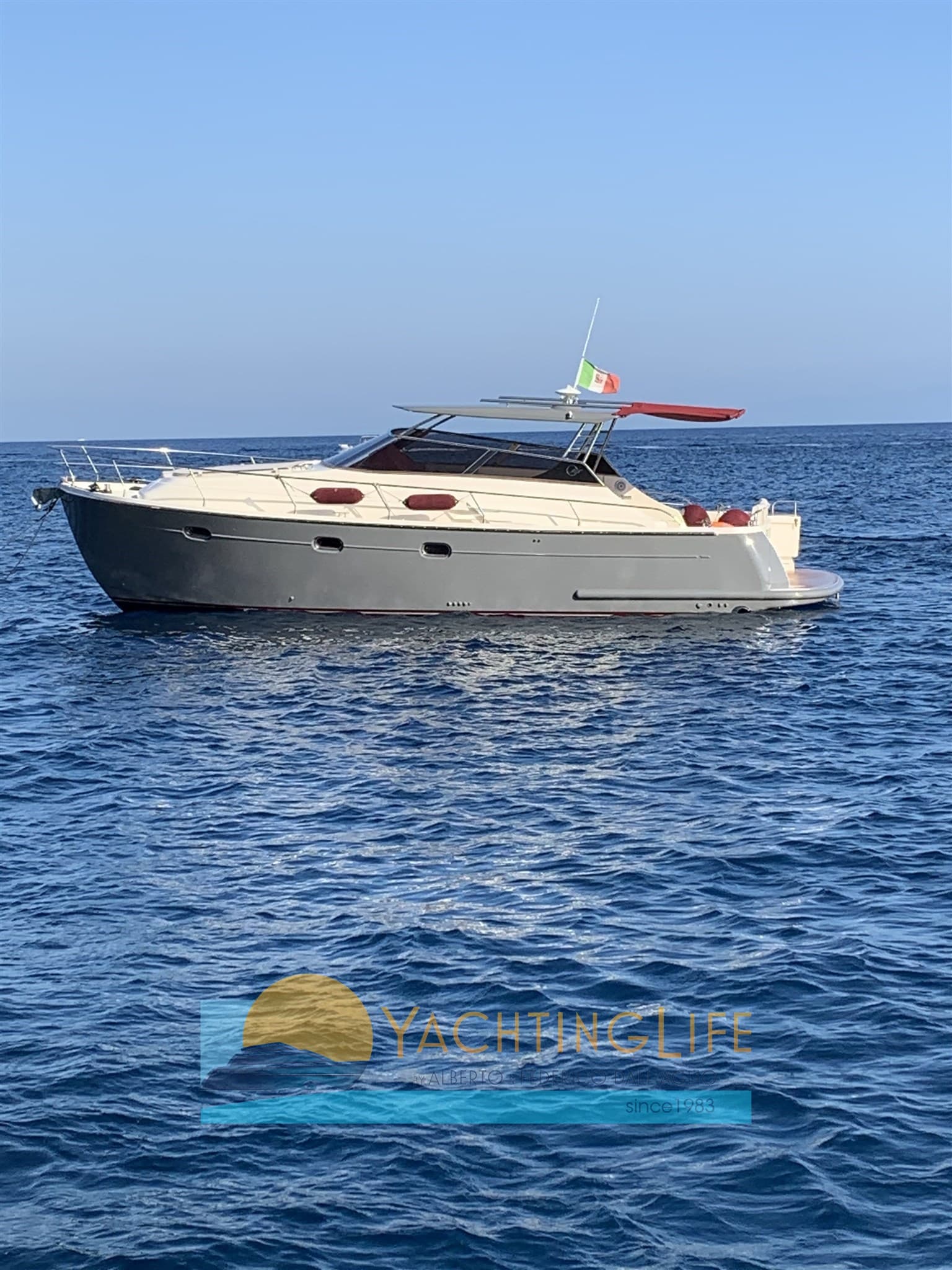 Cantieri Estensi 380 America - Interior View Cantieri Estensi 380 America - Interior View