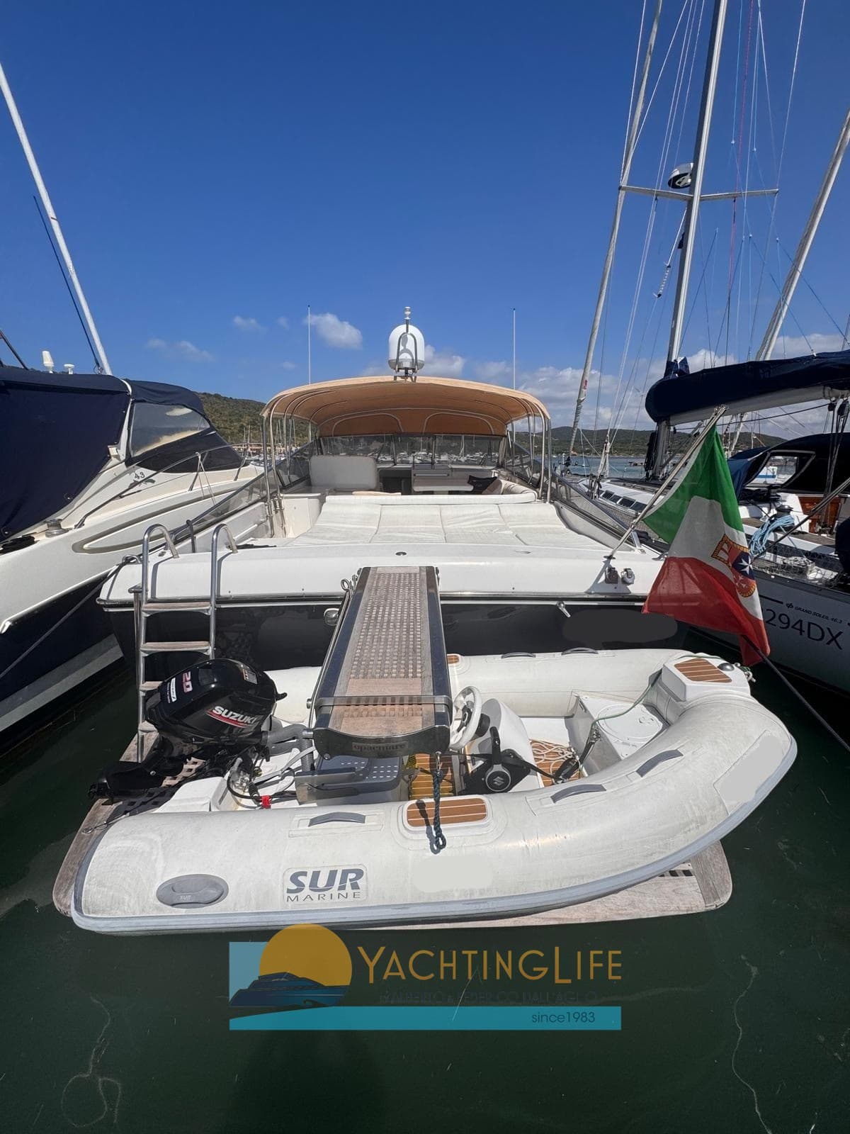 Itama Itama 46 - Detail View 1 Itama Itama 46 - Detail View 1