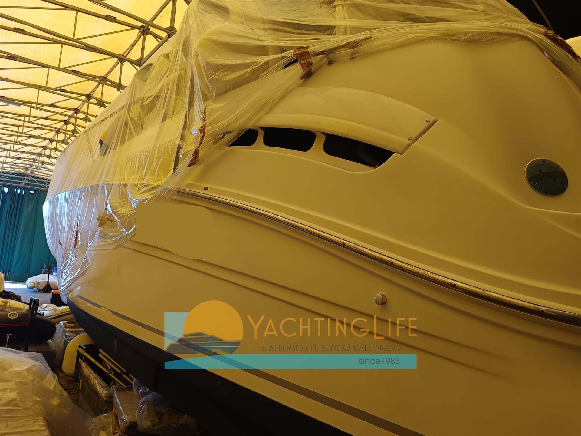 Sea Ray 335 Da gebraucht - Detail 3