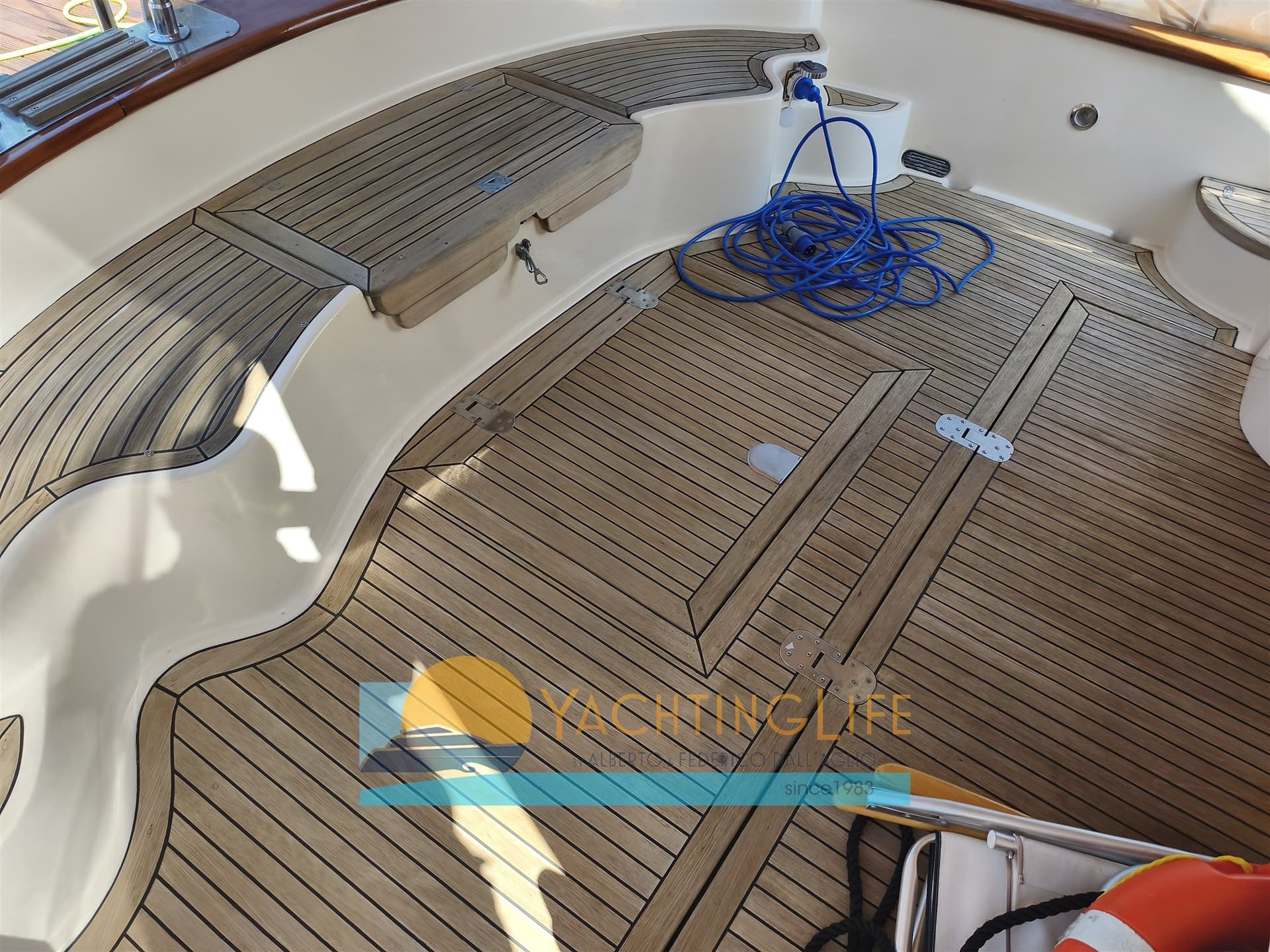 Fratelli Aprea Sorrento 32 Hard Top gebraucht - Hauptbild 3