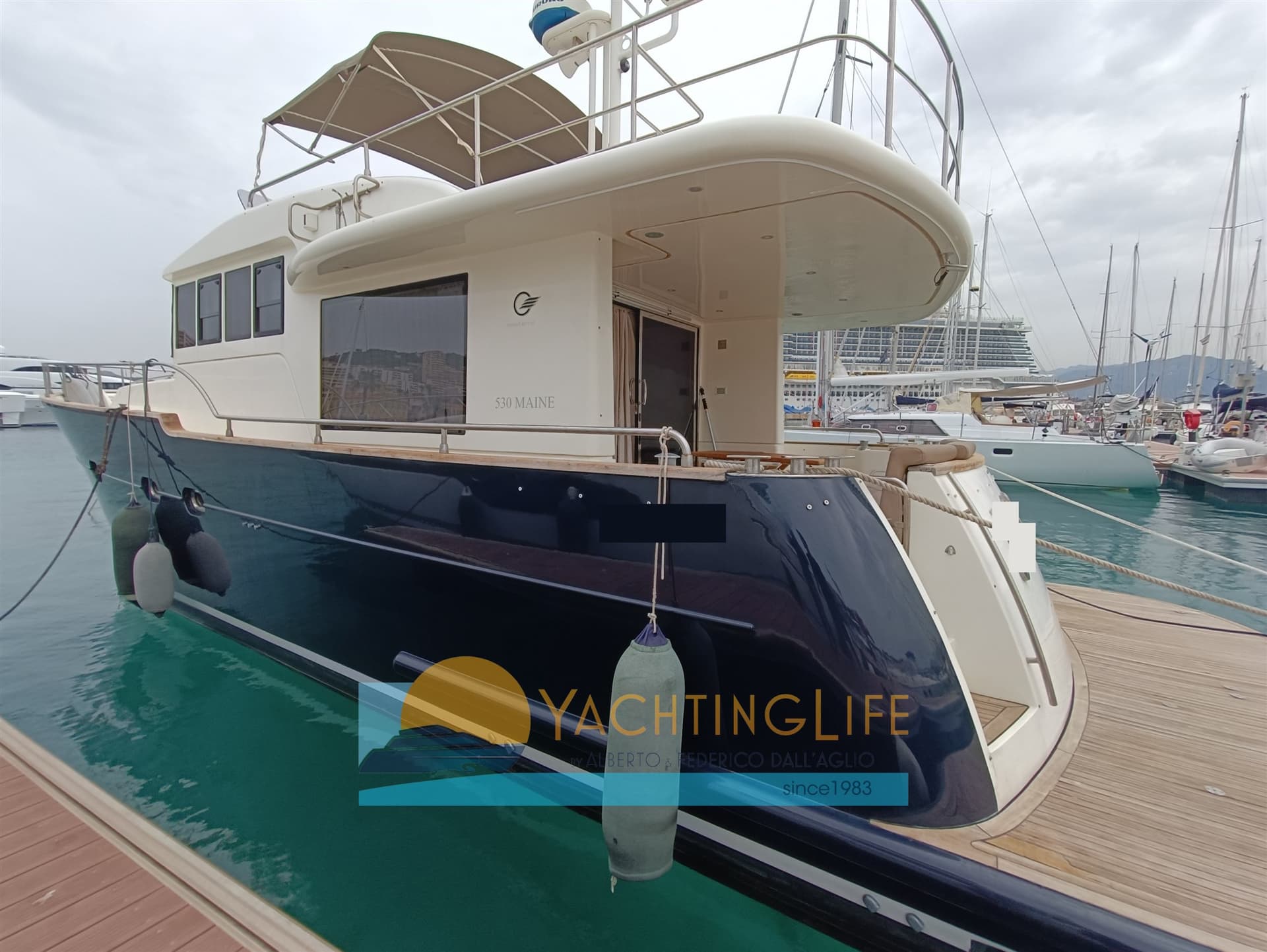 Cantieri Estensi 530 Maine - Detail View 1 Cantieri Estensi 530 Maine - Detail View 1