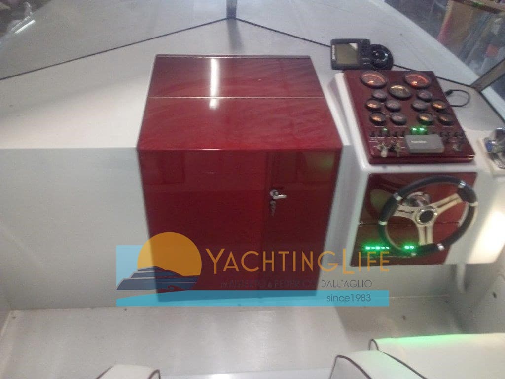 Italcraft Fast 35 - Deck View Italcraft Fast 35 - Deck View