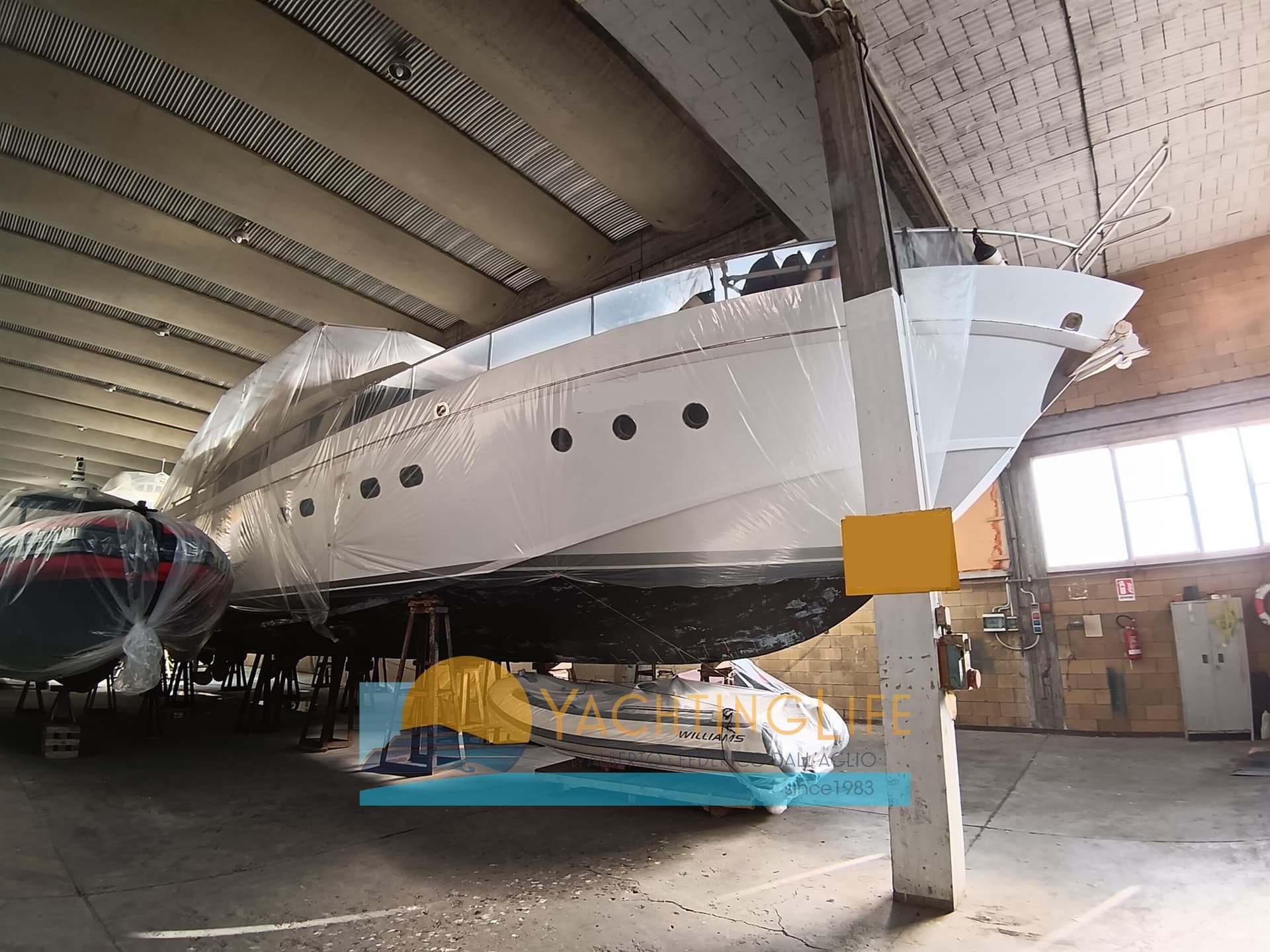 Spertini Alalunga 22 - Main View Spertini Alalunga 22 - Main View