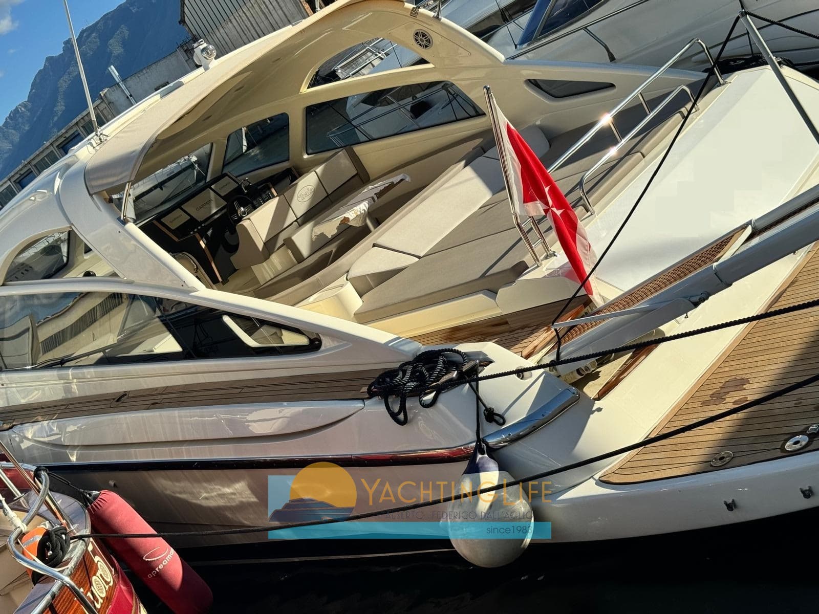 Baia Azzurra 63 - Deck View Baia Azzurra 63 - Deck View