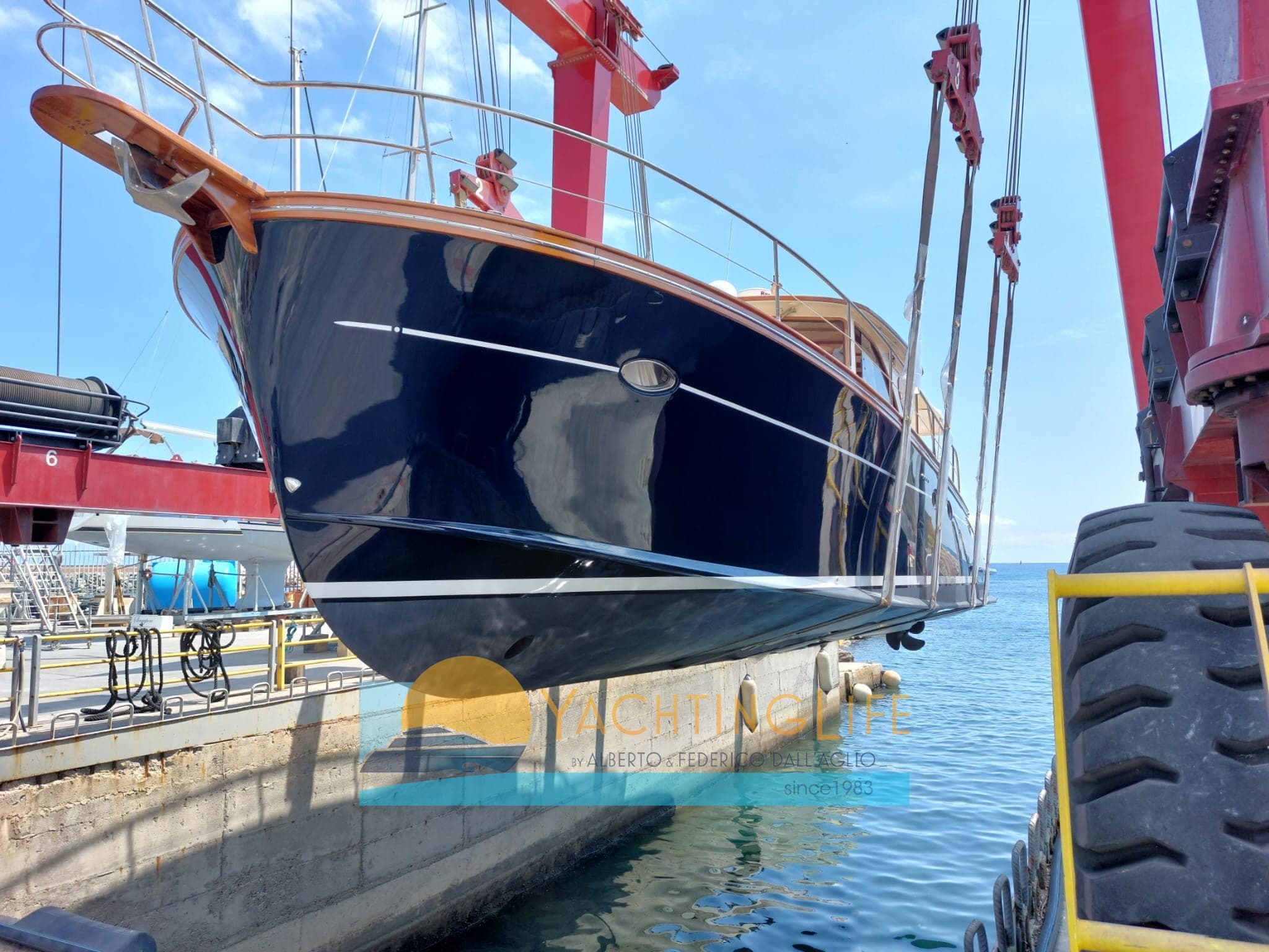 Abati Yachts Portland 55 - Interior View Abati Yachts Portland 55 - Interior View