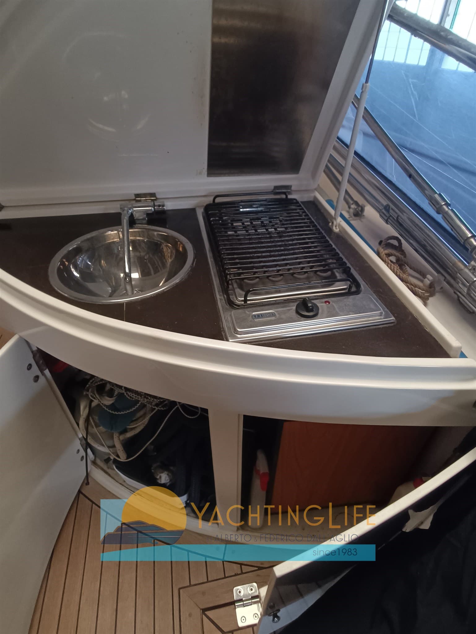 Marine Yachting Mig 43 used - hero image 16