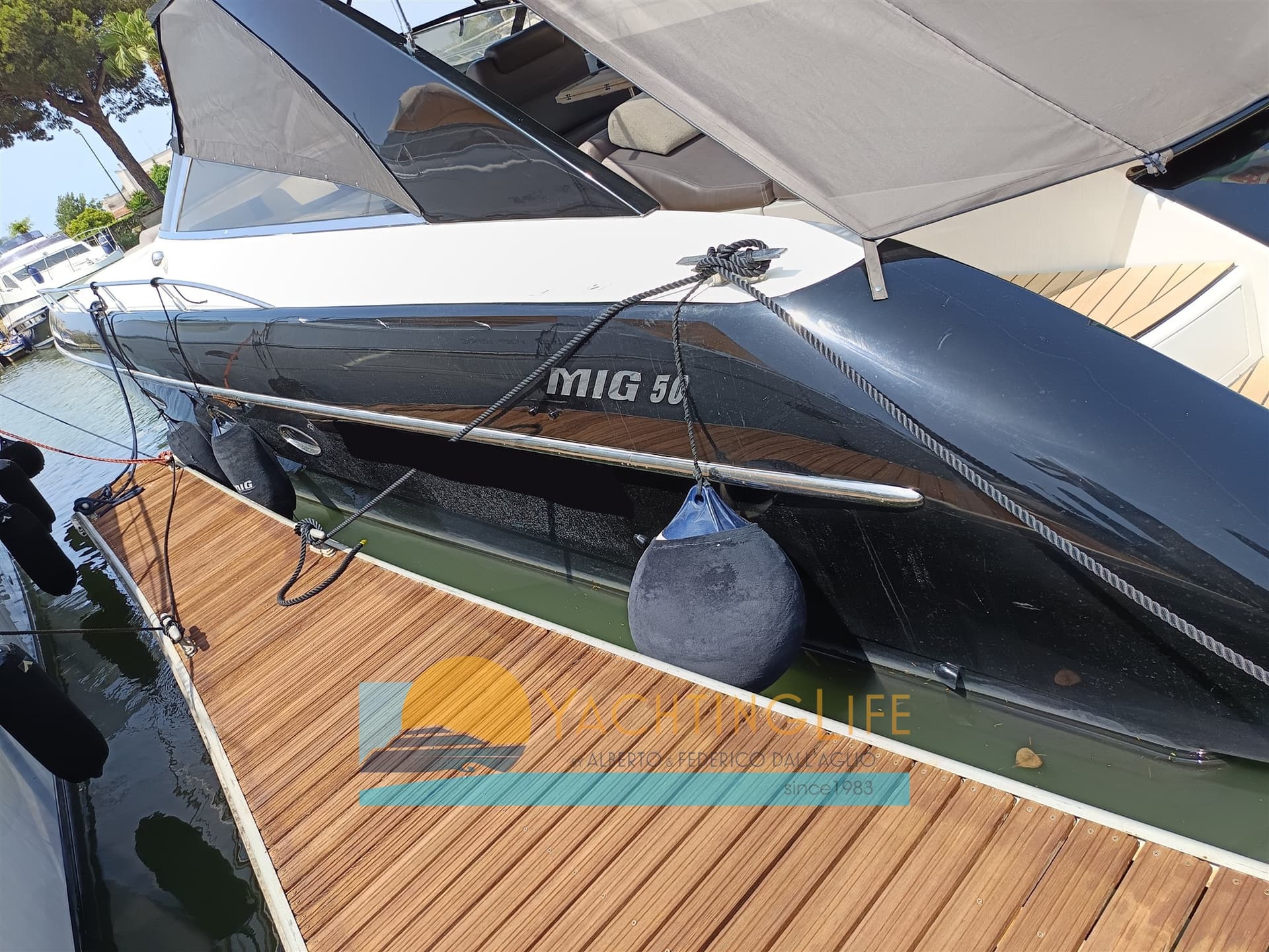 Marine Yachting Mig 50 - Detail View 1 Marine Yachting Mig 50 - Detail View 1