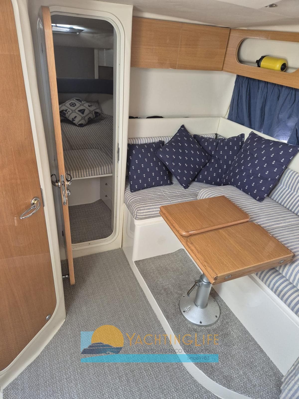 Fiart Mare Fiart 32' Genius - Deck View Fiart Mare Fiart 32' Genius - Deck View