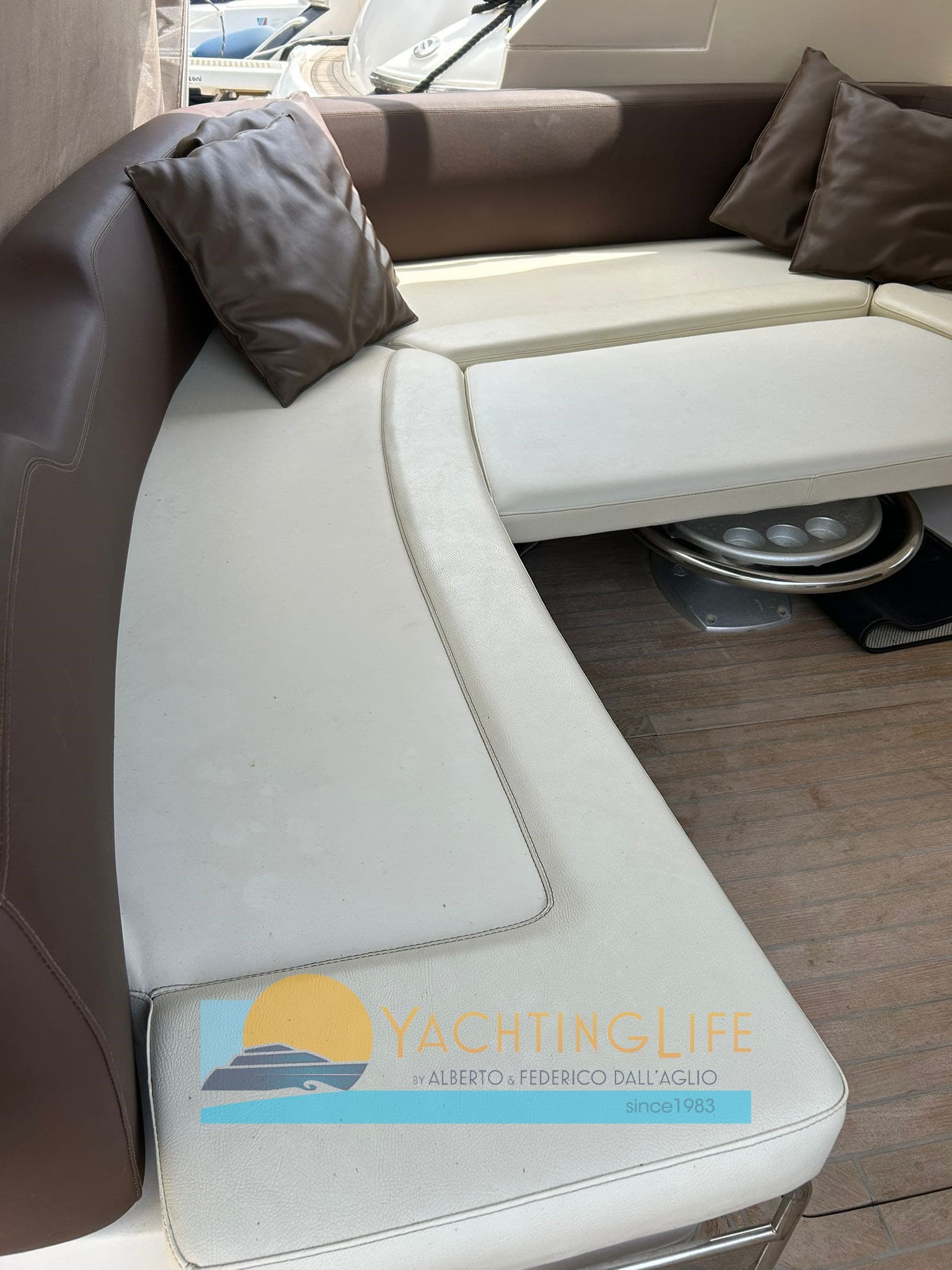 Sessa Marine C38 gebraucht - Hauptbild 6