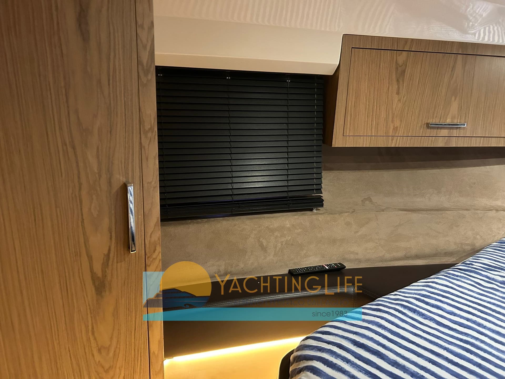 Sessa Marine C38 gebraucht - Hauptbild 19